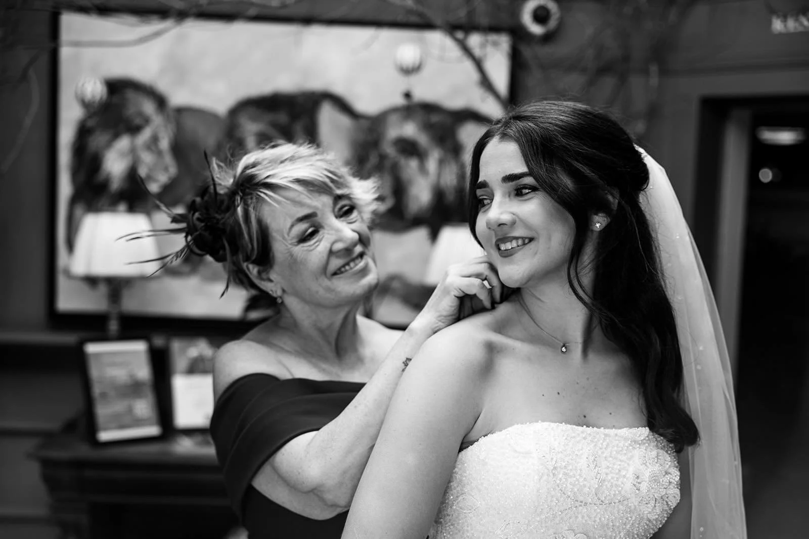 Capturing those moments

Love this image, the bride&rsquo;s Aunt providing the something borrowed.