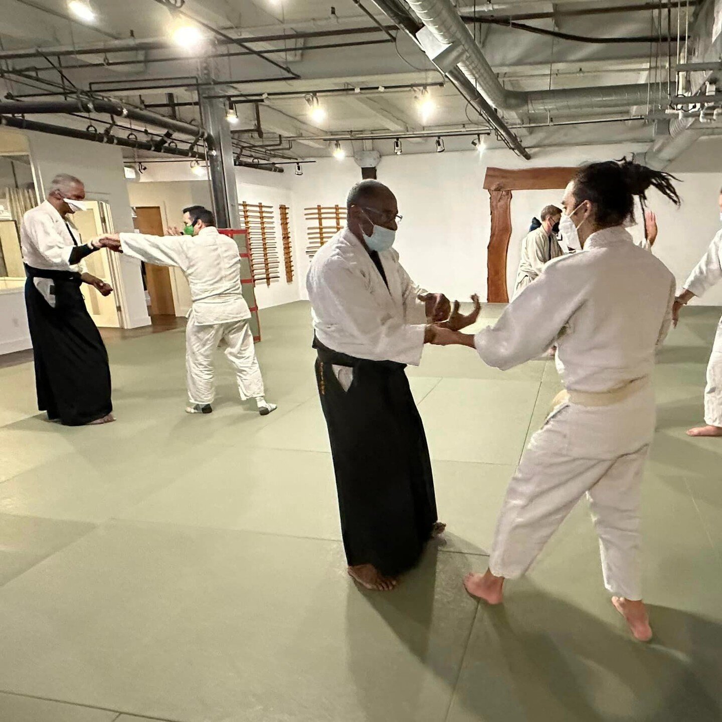 Nizam Taleb Sensei is celebrating his 50th year in #aikido. He will be teaching tonight Wednesday, Oct 19, at 6p and Saturday, Oct 22, at 11a. All are welcome to attend. 

#aiki #aikikai #aikidoaikikai #ukemi #martialarts #philadelphia 

Photo courte