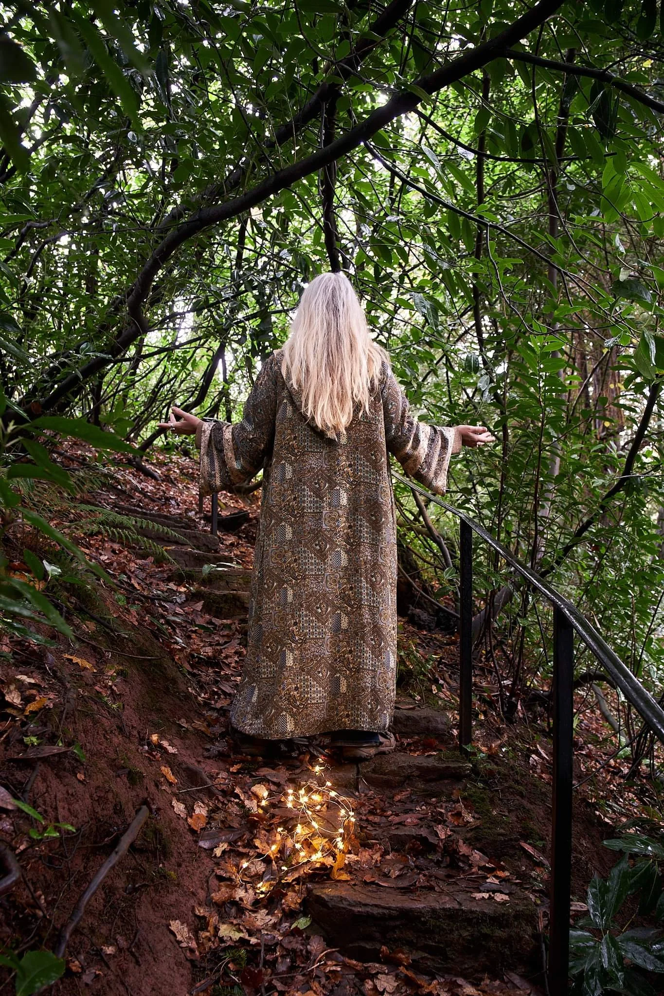 Path of Light Caroline Glazbrook, spiritual retreat Glastonbury