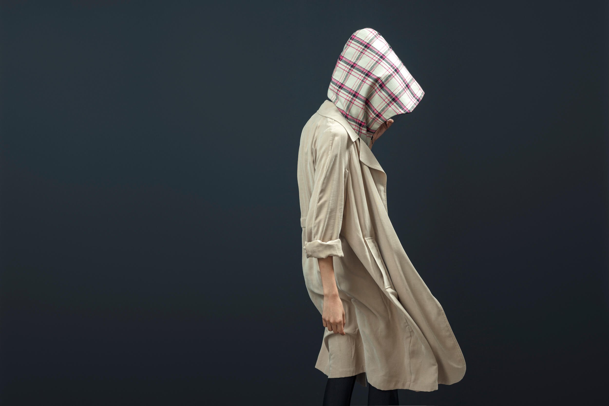 Mayima rain hoods, the perfect accessory by MuruStudios advertising photographers in Madrid Barcelona Pamplona Spain 11.jpg