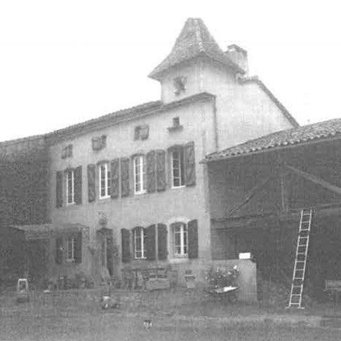 Some historical pictures of Le Domaine de Manzac pre renovation. #manzac #domainedemanzac #ruralhistory #francerurale #gitesfrance