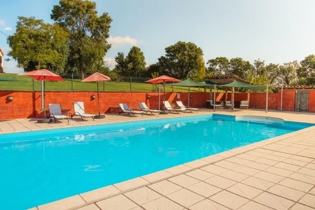 piscine Medium Large.jpeg