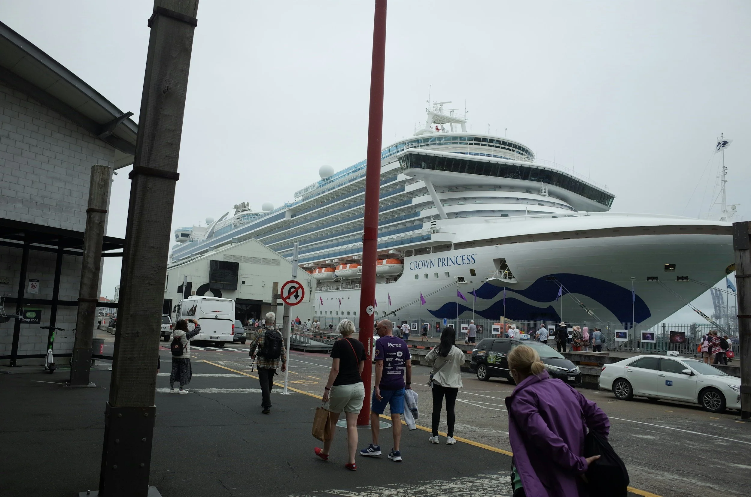 Tips for Stress-Free Cruise Embarkation and Disembarkation