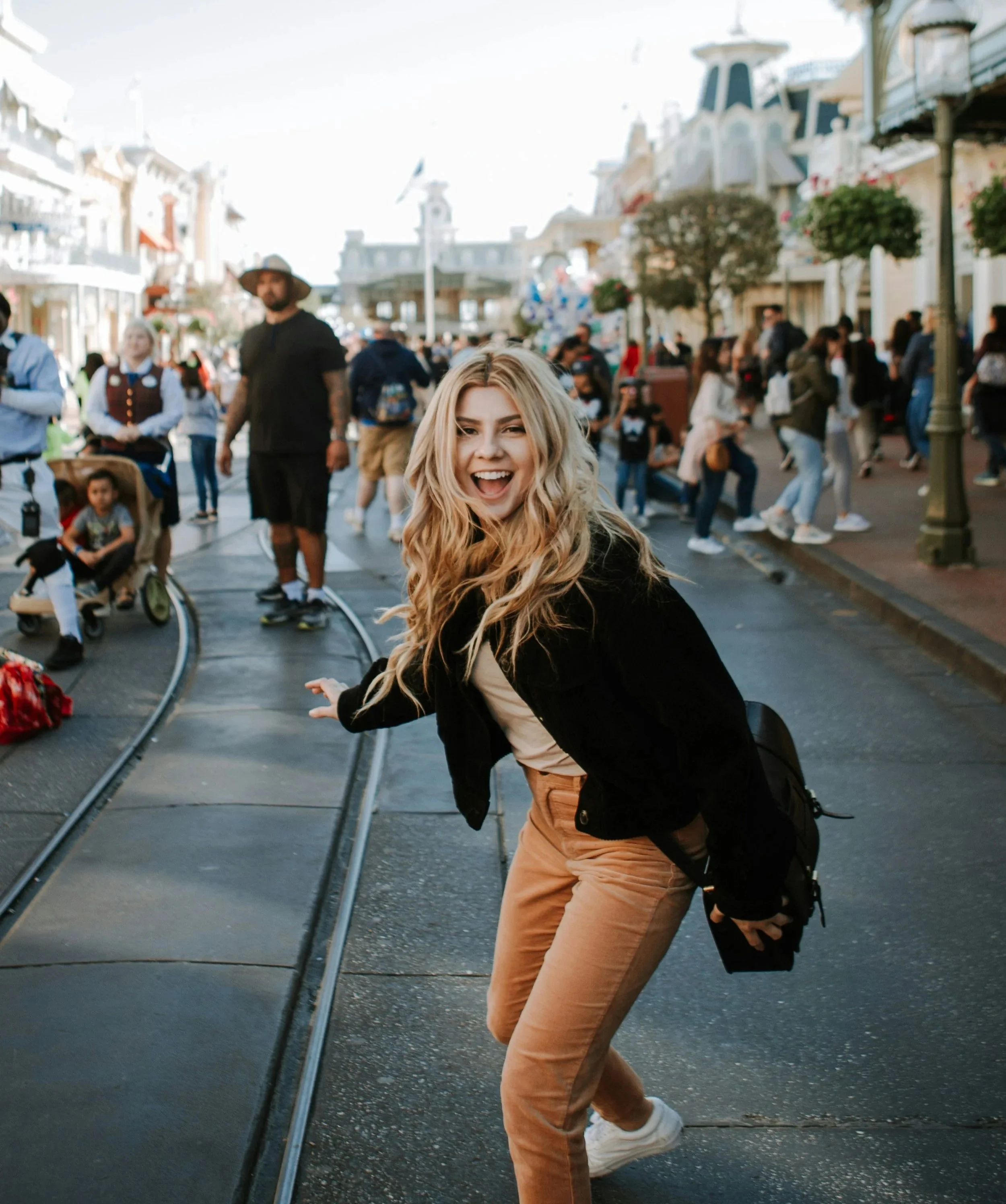 How to Plan a Park-Hopping Day Without Exhaustion
