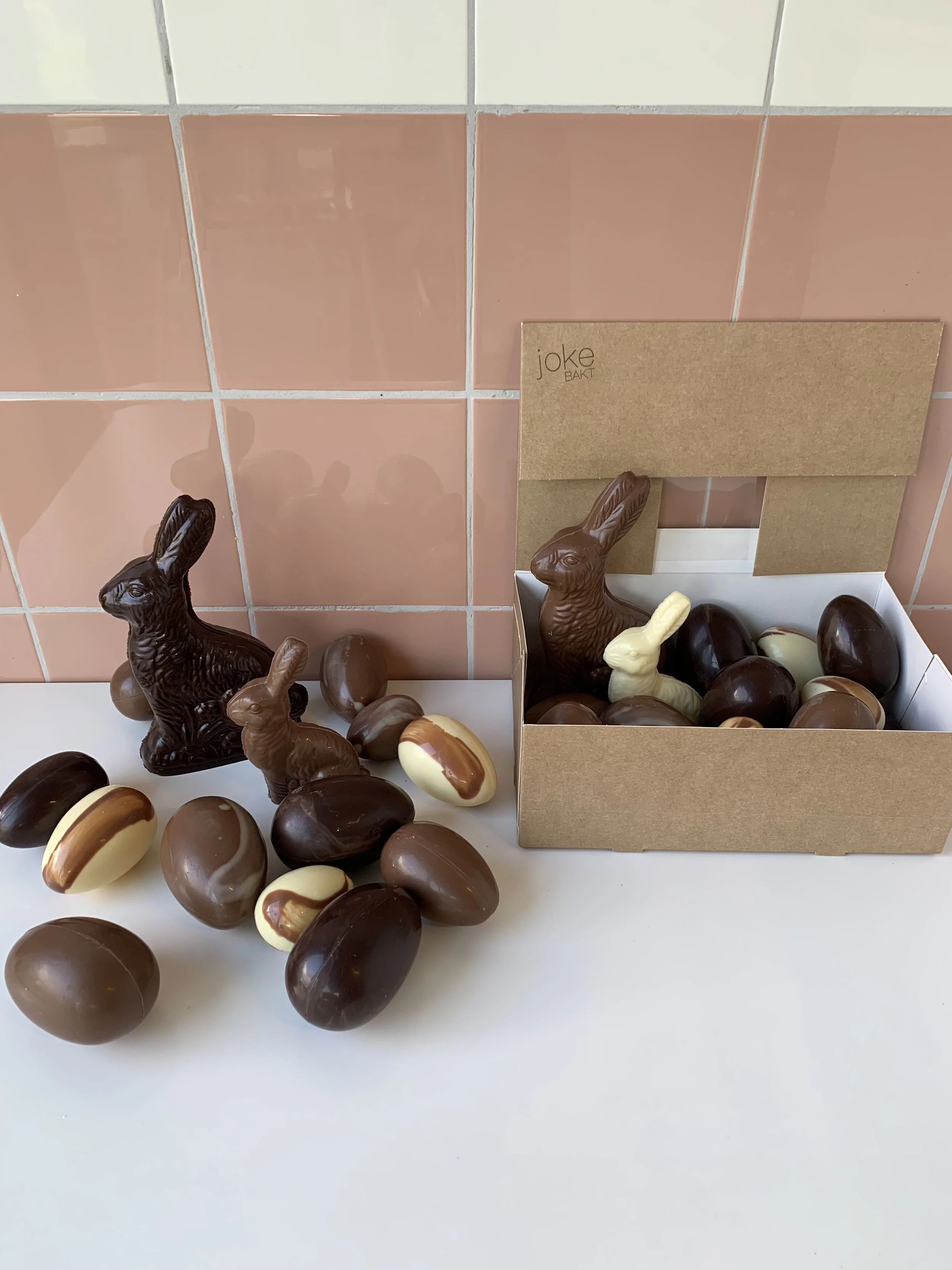 paasbox 3 holgoed box hazen en eieren.jpeg