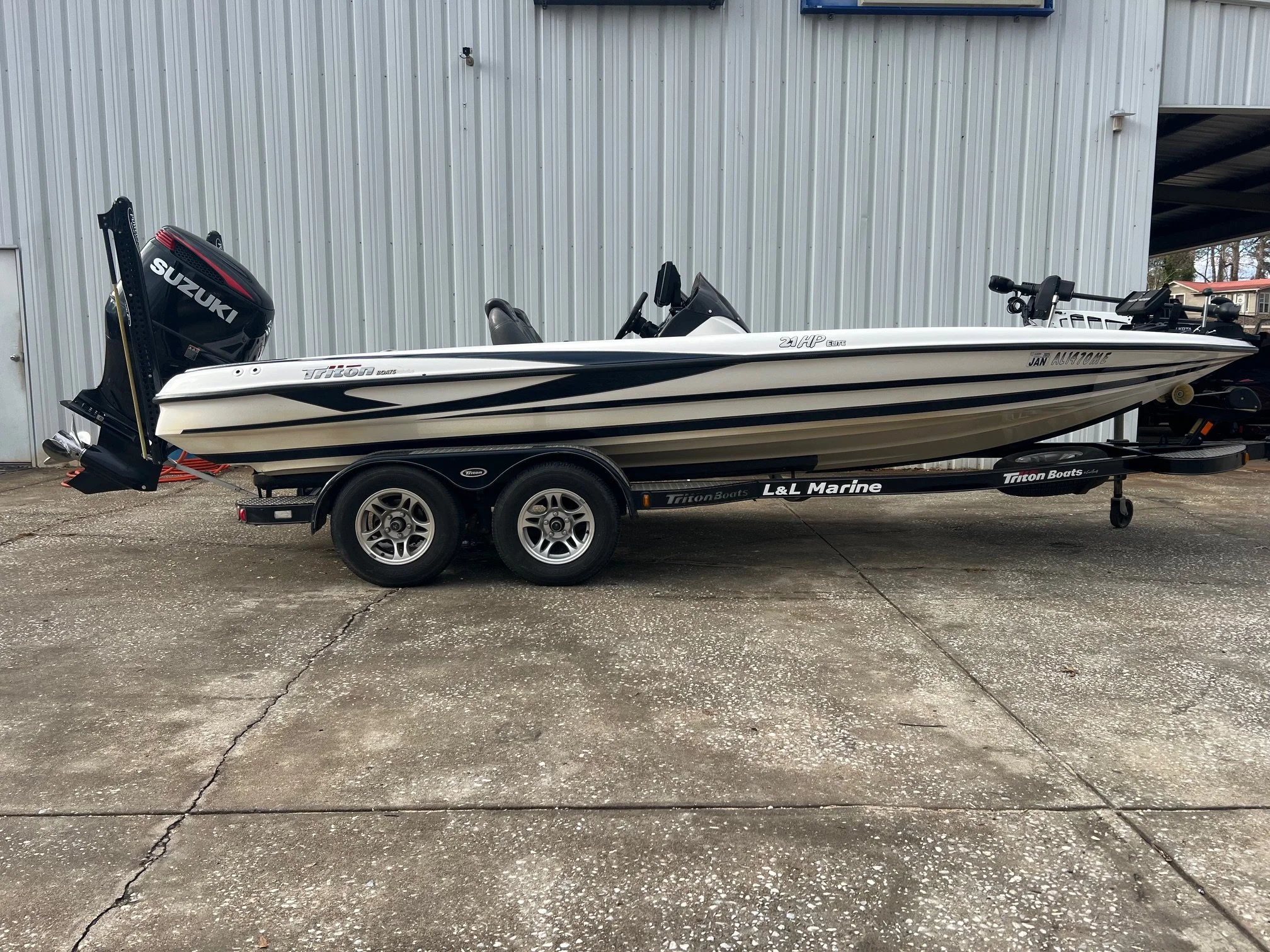2012 Triton TR21 HP