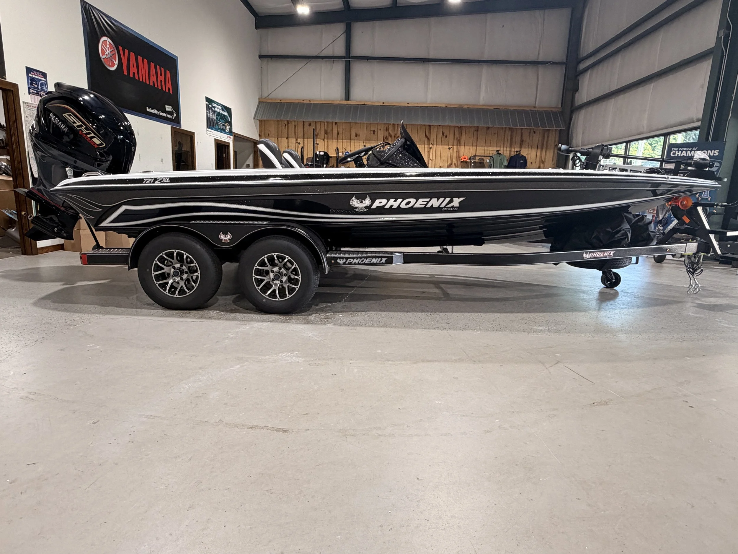 2027 Phoenix 721 ZXL