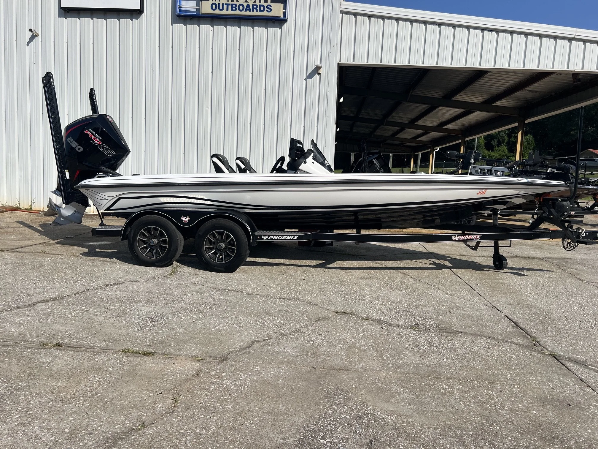 2023 Phoenix 721 ProXP