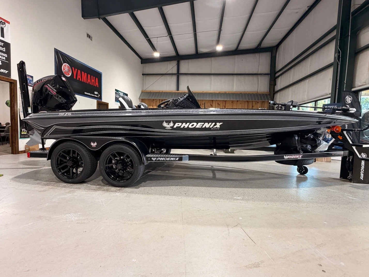 2027 Phoenix 720 ZXL