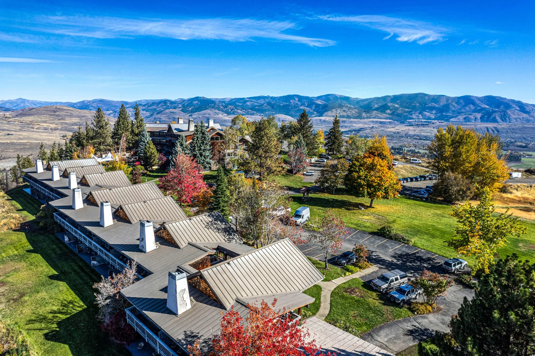 Best Place To Stay in North Cascades National Park: Sun Mountain Lodge Review