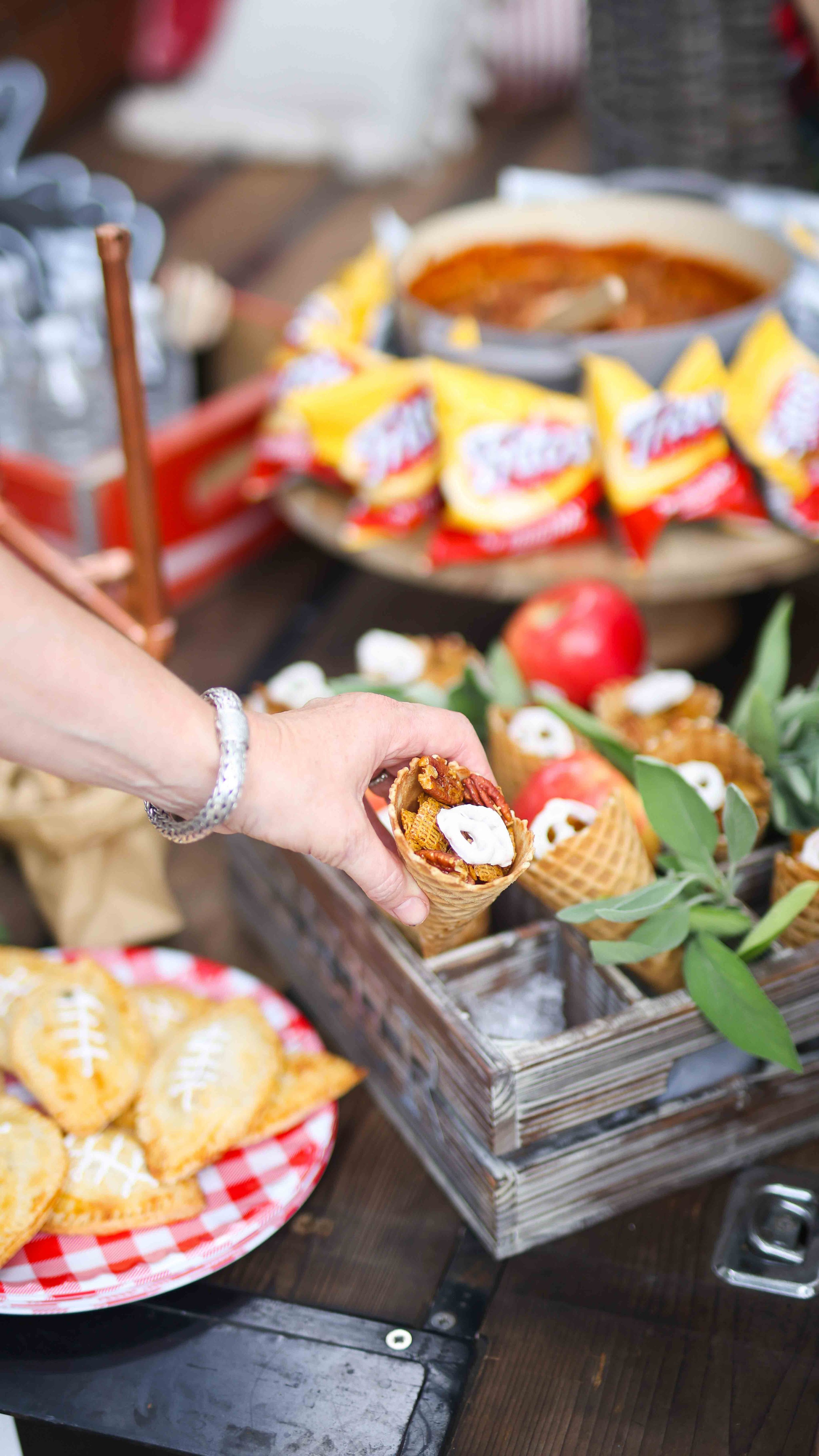 Tailgate or Fire Pit Recipes & Ideas — Quick and Easy Recipes