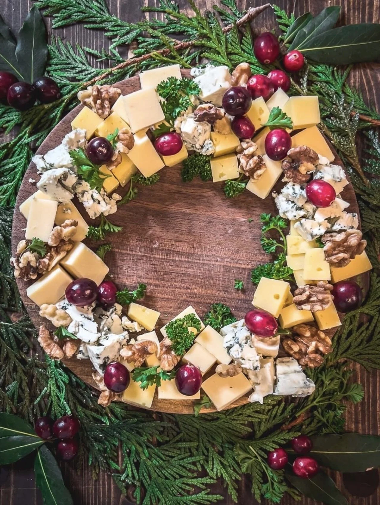 Festive Christmas Cheese Board — Quick and Easy Recipes
