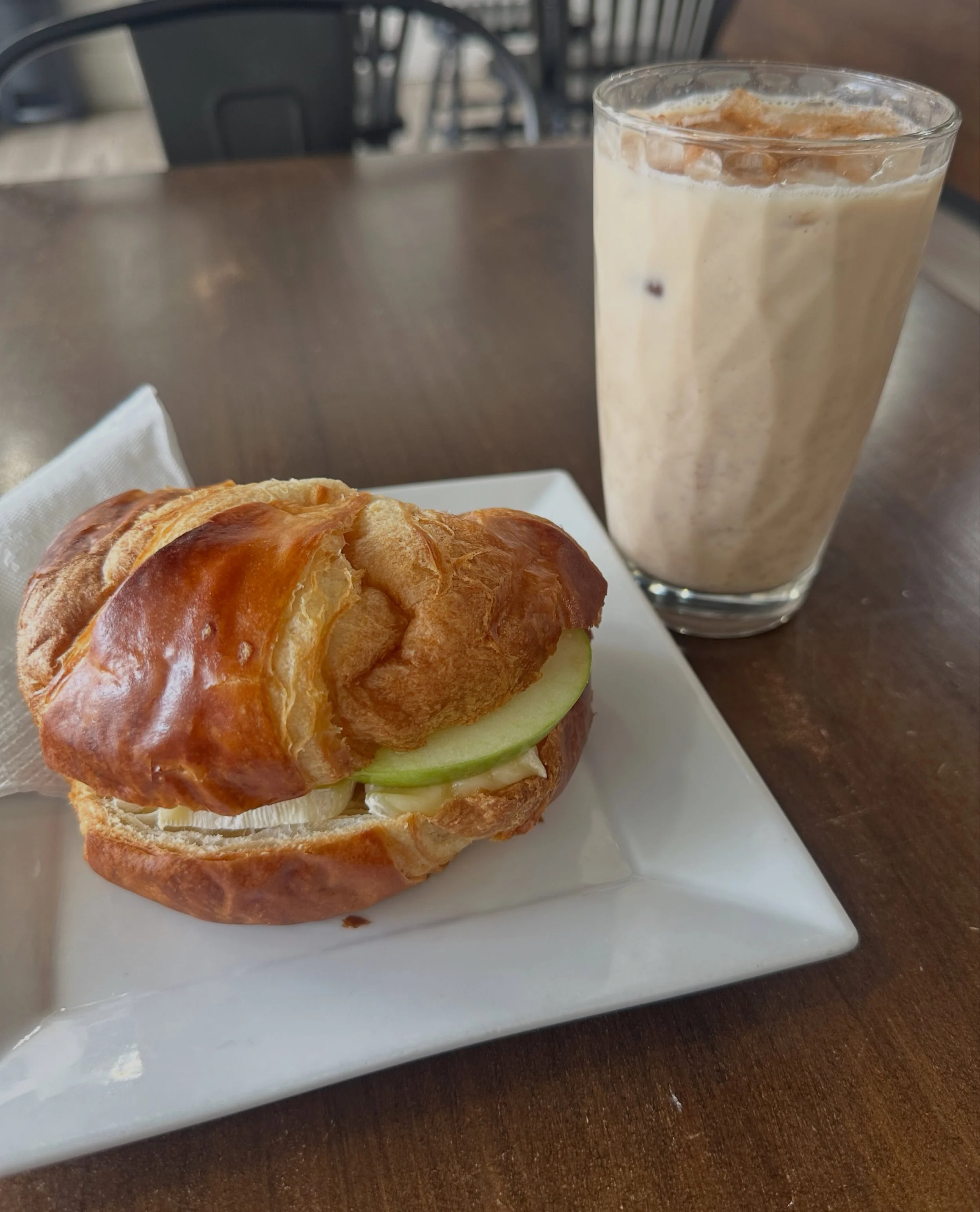 Perfect pair suggestion:

🥐 Our Apple &amp; Brie croissant + an iced chai

Yum! 

#goodmorning #coffeeshop #perfectpair