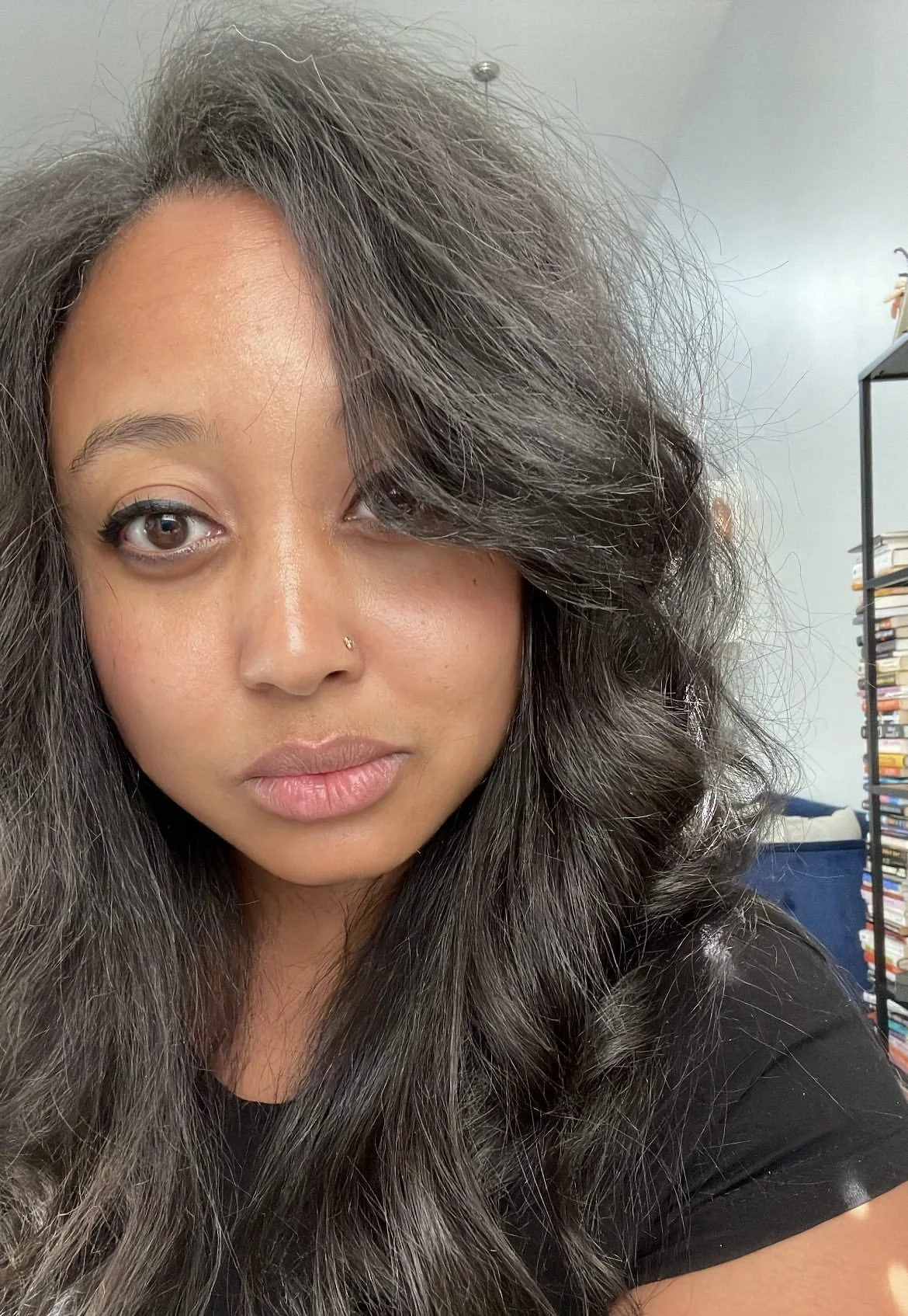 Minda Honey selfie, black tee