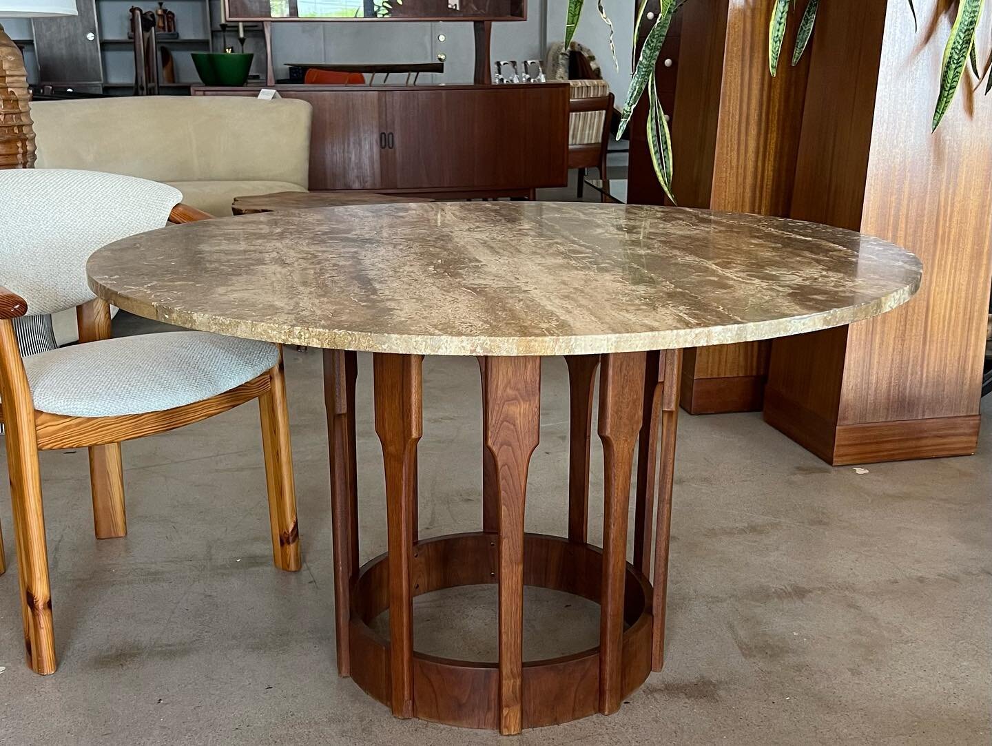 Available
.
.
Fantastic travertine top and walnut base dining table c. 1960s. Often attributed to Harvey Probber, but it&rsquo;s designed by John Keal for Brown Saltman. Either way, we love the modern form of the base and this is some of the pretties