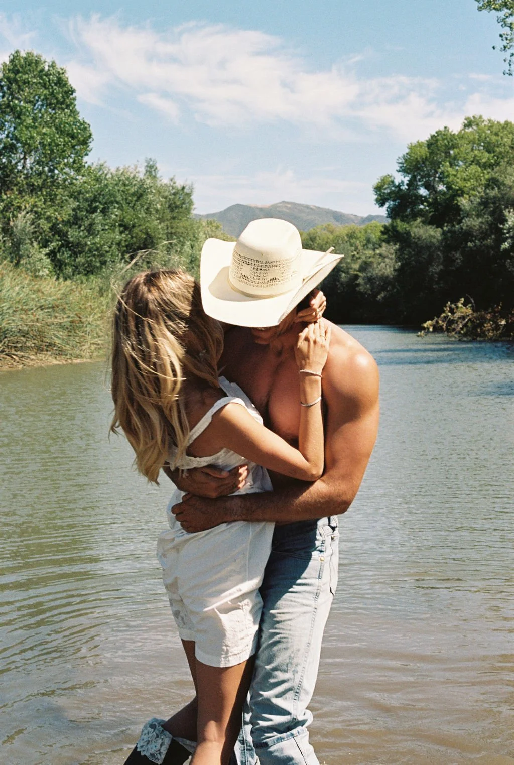 Notebook Inspired Engagement Shoot