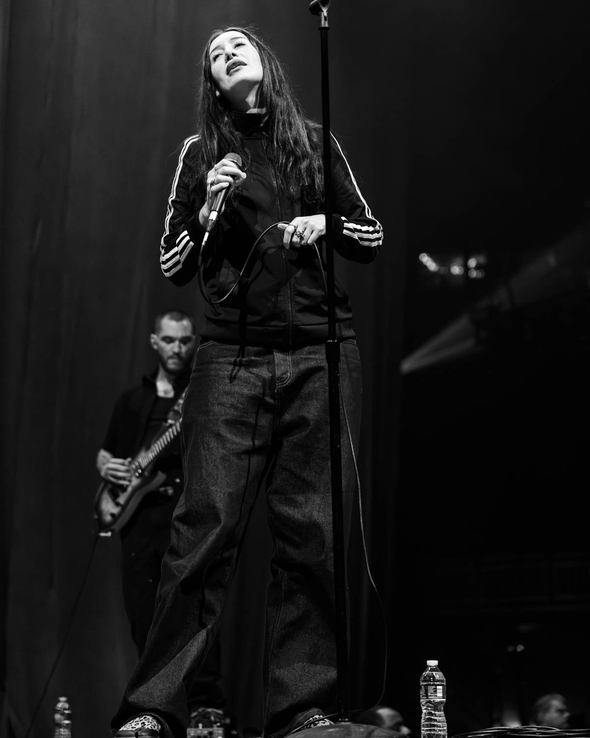 Julia Wolf opening for Machine Gun Kelly, Fiserv Forum, 2025