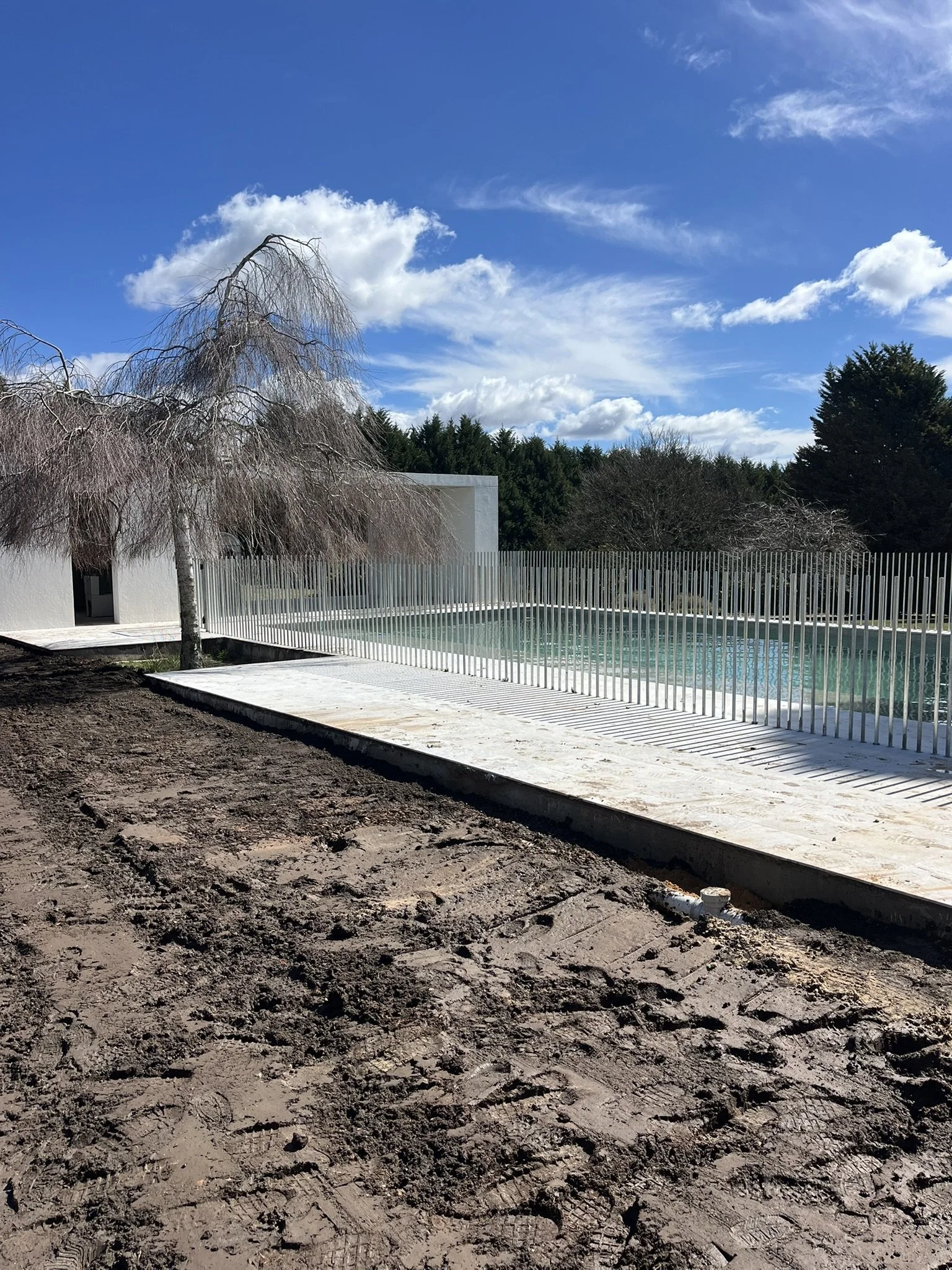 Better Quality Steel Tubing Fence.JPEG