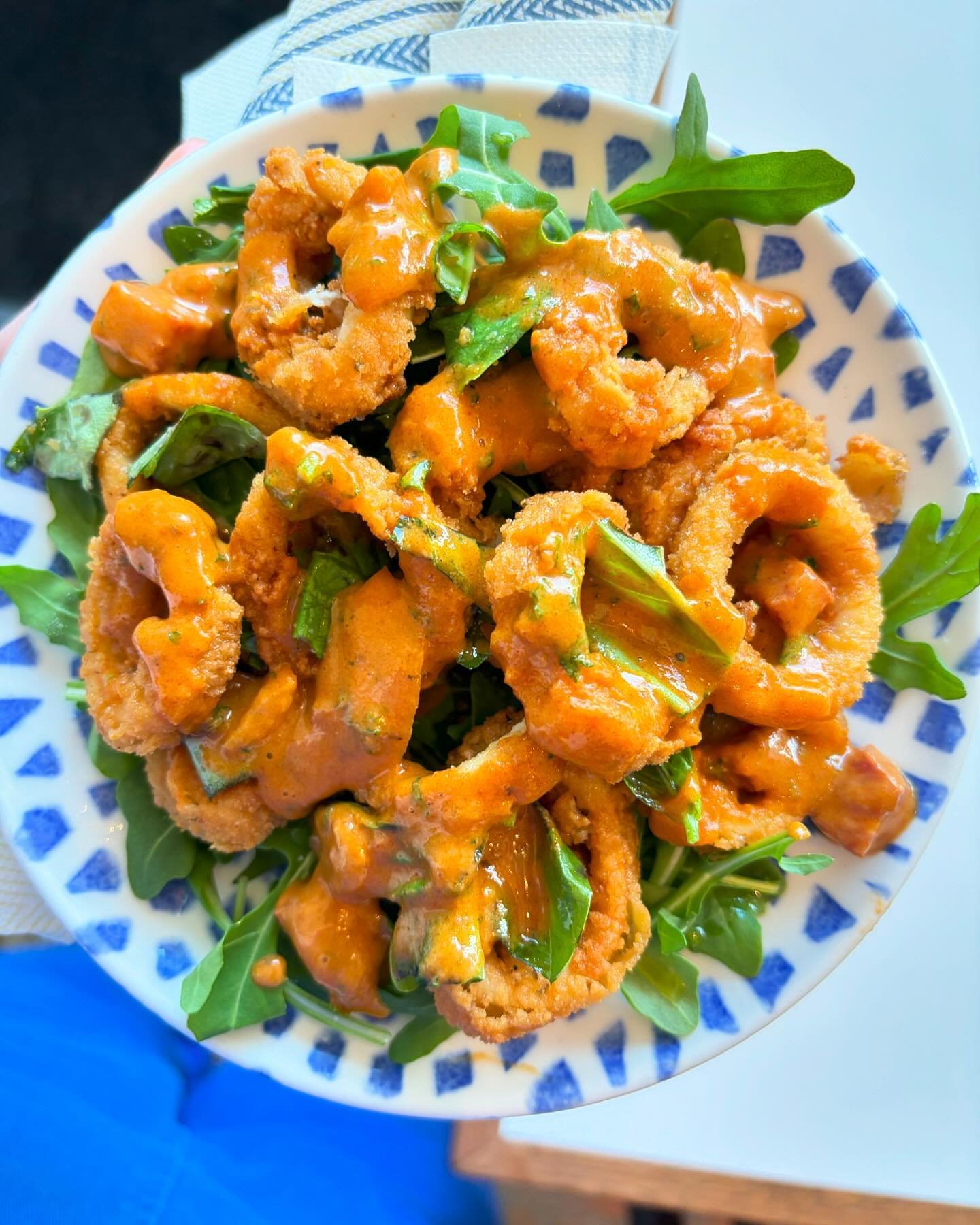 Fried Calamari with spicy pepperoni sauce, basil, and arugula 🦑🤤 (breaded in chickpea flour&mdash;so it&rsquo;s gf!)

Bar snacks start at 4pm | See you at aperitivo hour! 🥂

#happyhourcle #glutenfree #clevelandhappyhour