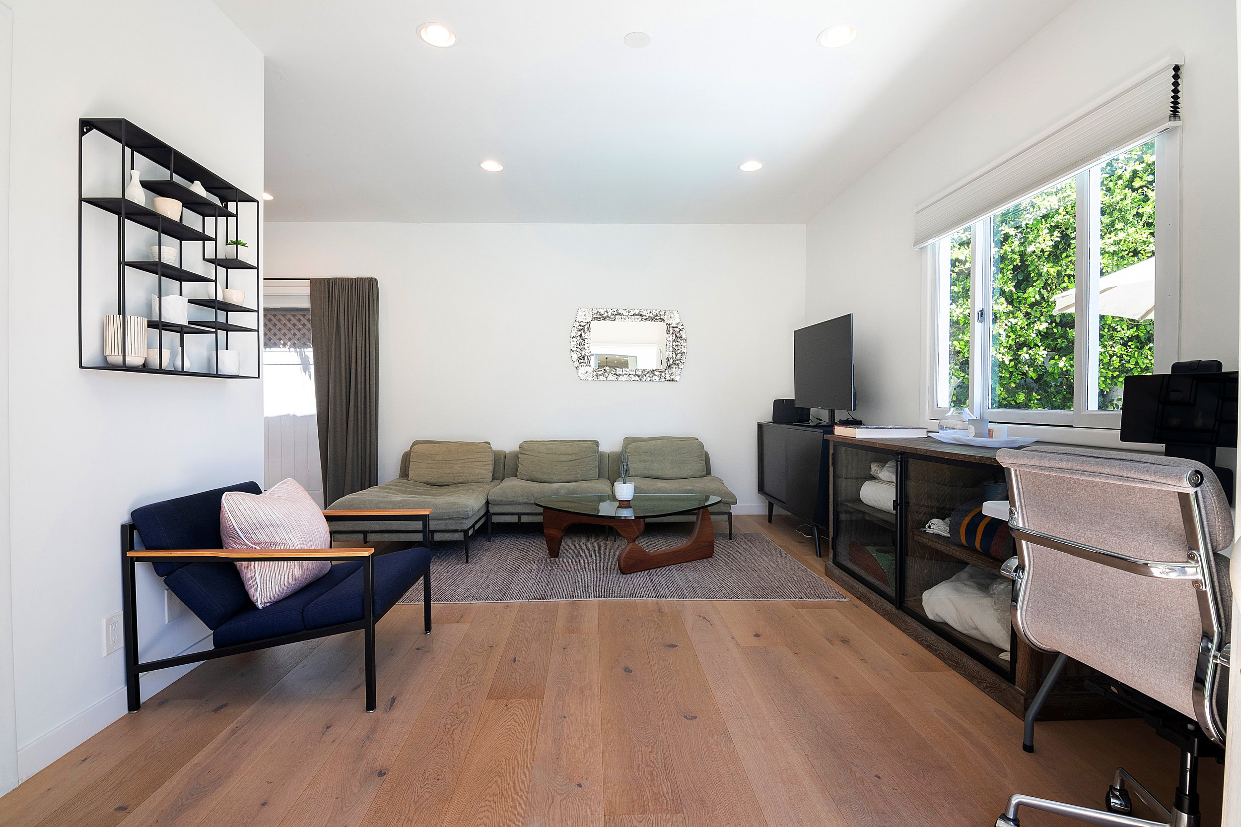 743 N June St, Los Angeles