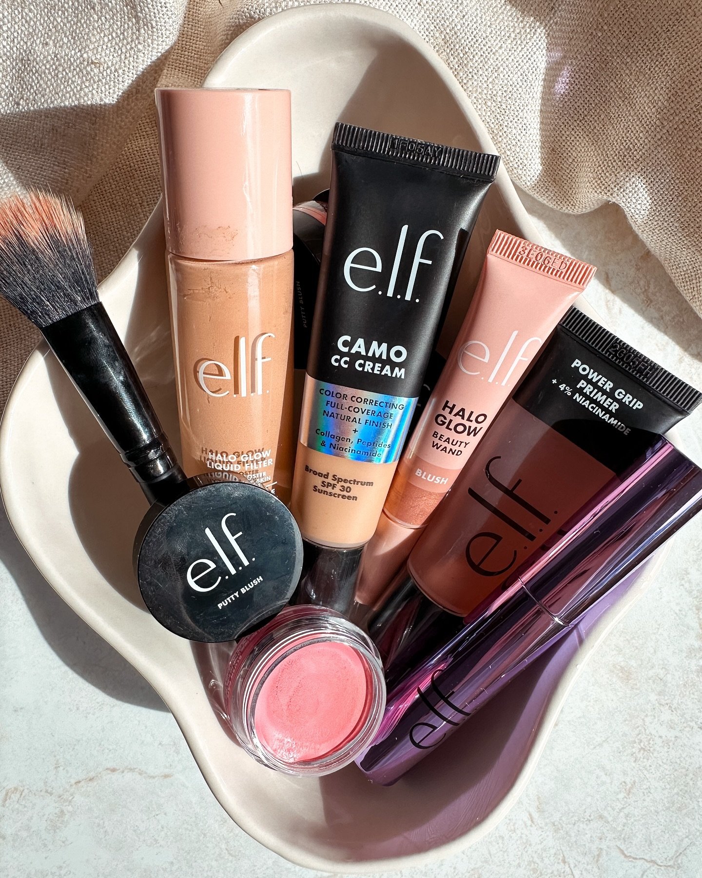 Shopping my @elfcosmeticsau stash ✨

I did a clean out last week and found all my favourite elf makeup, especially the putty blushes which I have quite the collection of 🥰

It&rsquo;s also been a hot minute since I shared a product flat lay but thes