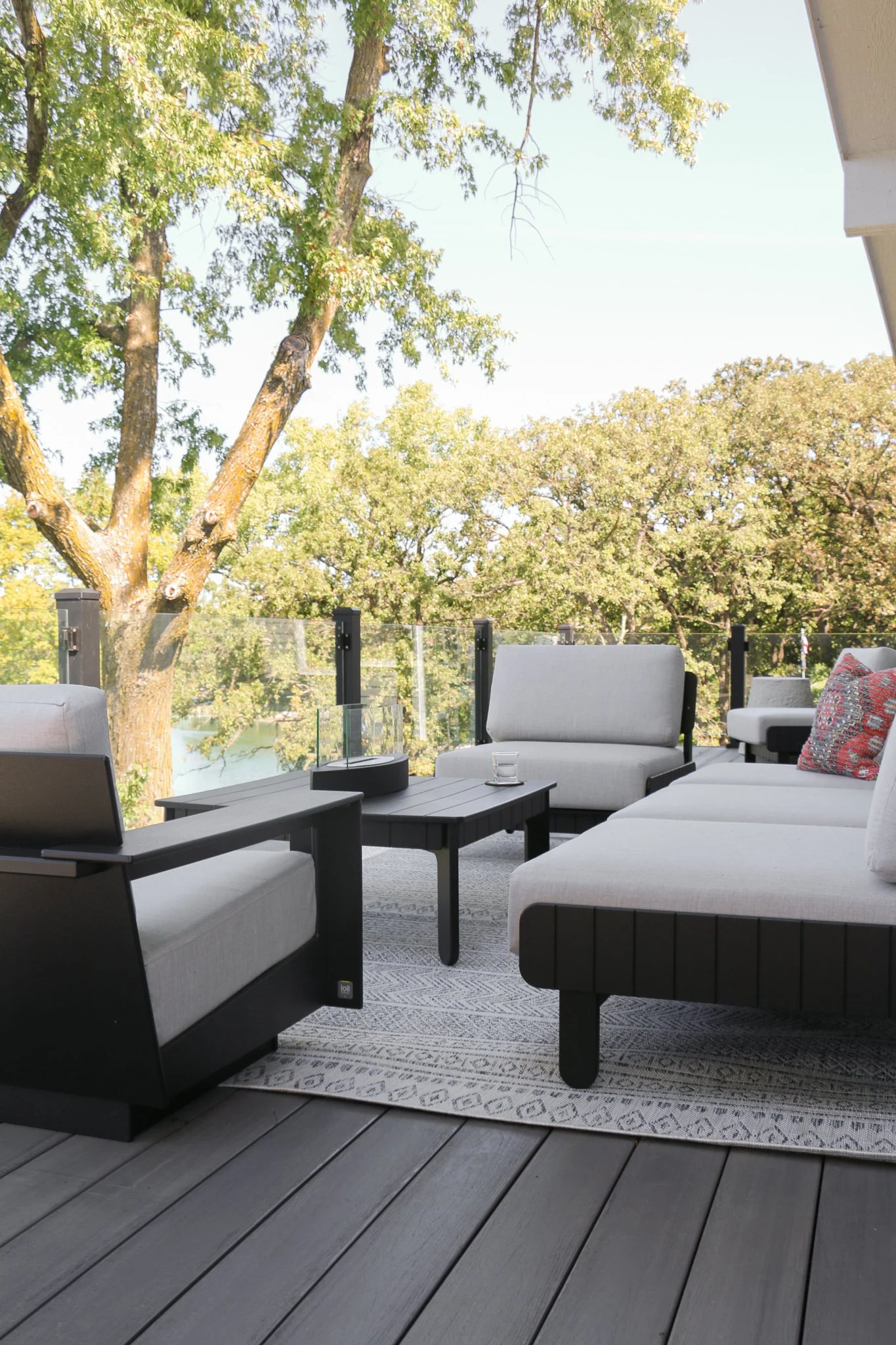 lake house patio furniture
