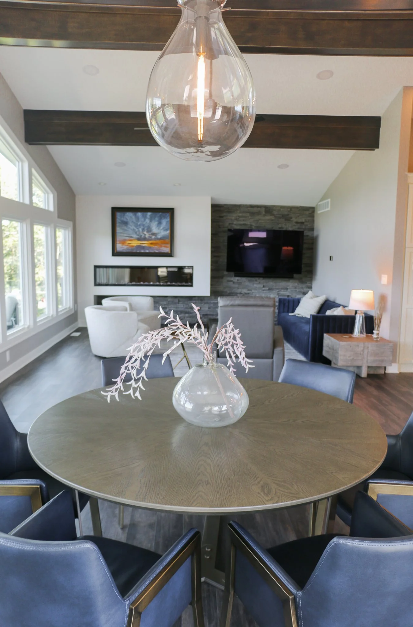 lake house residential design