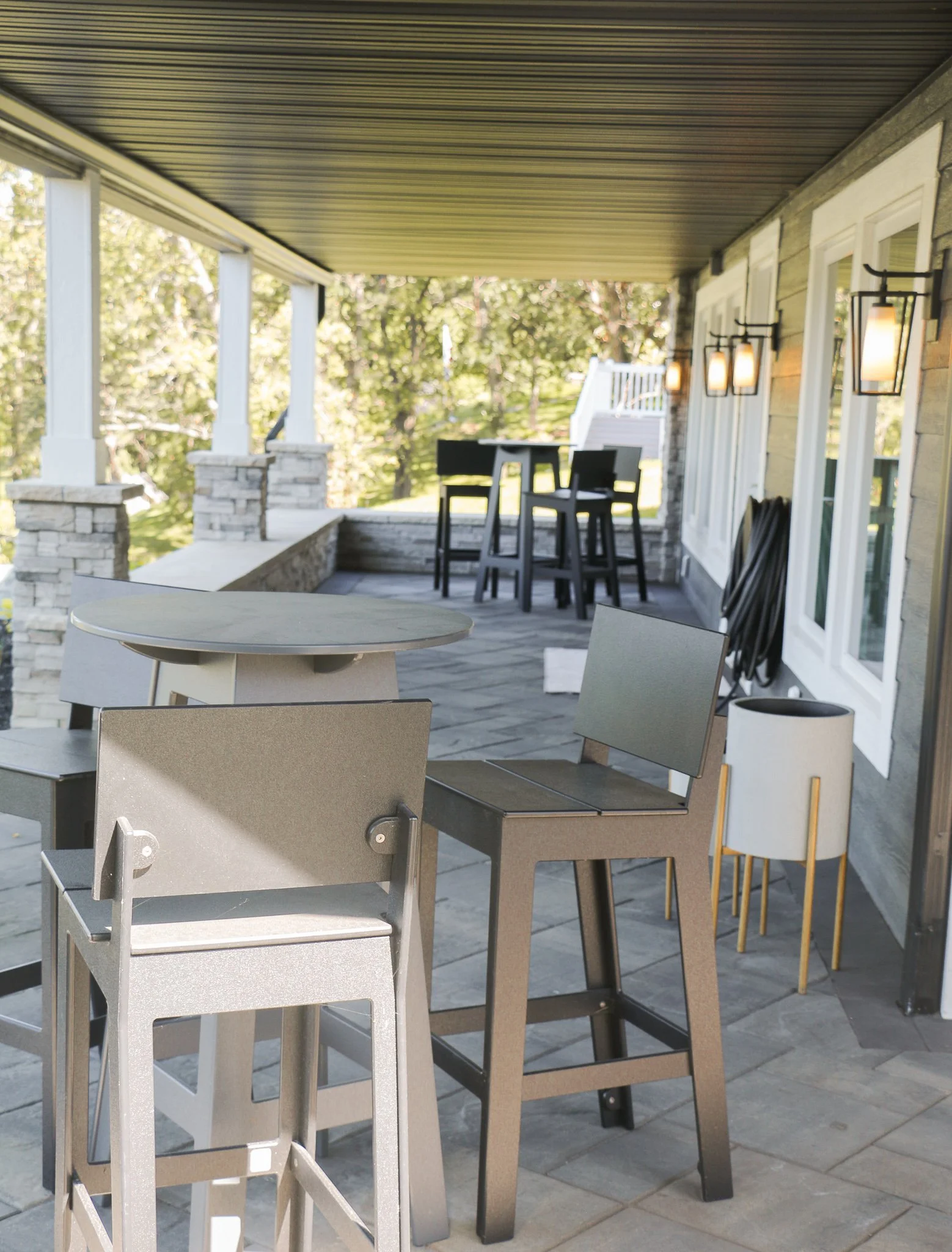 lake house living room furniture