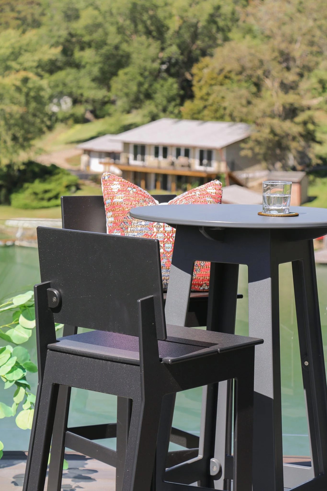 lake house patio furniture