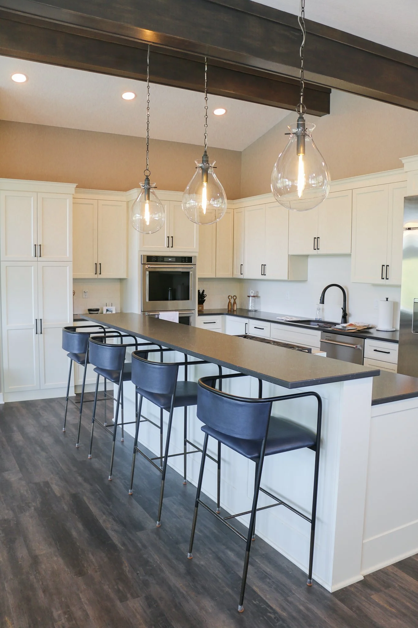 lake house residential design