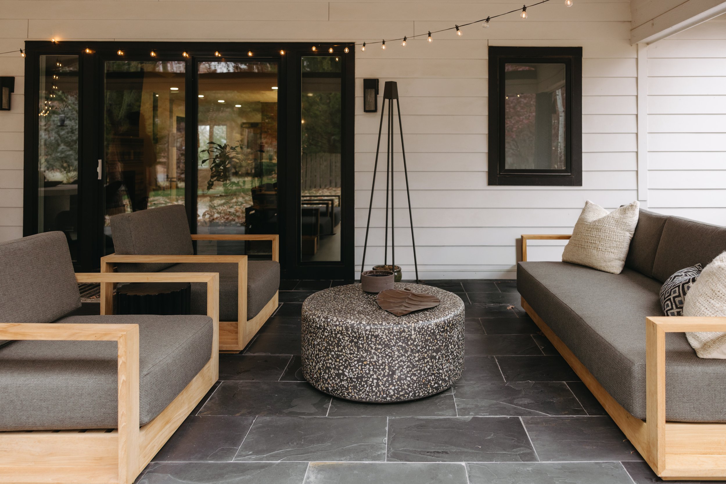 indie house _patio-15.jpg