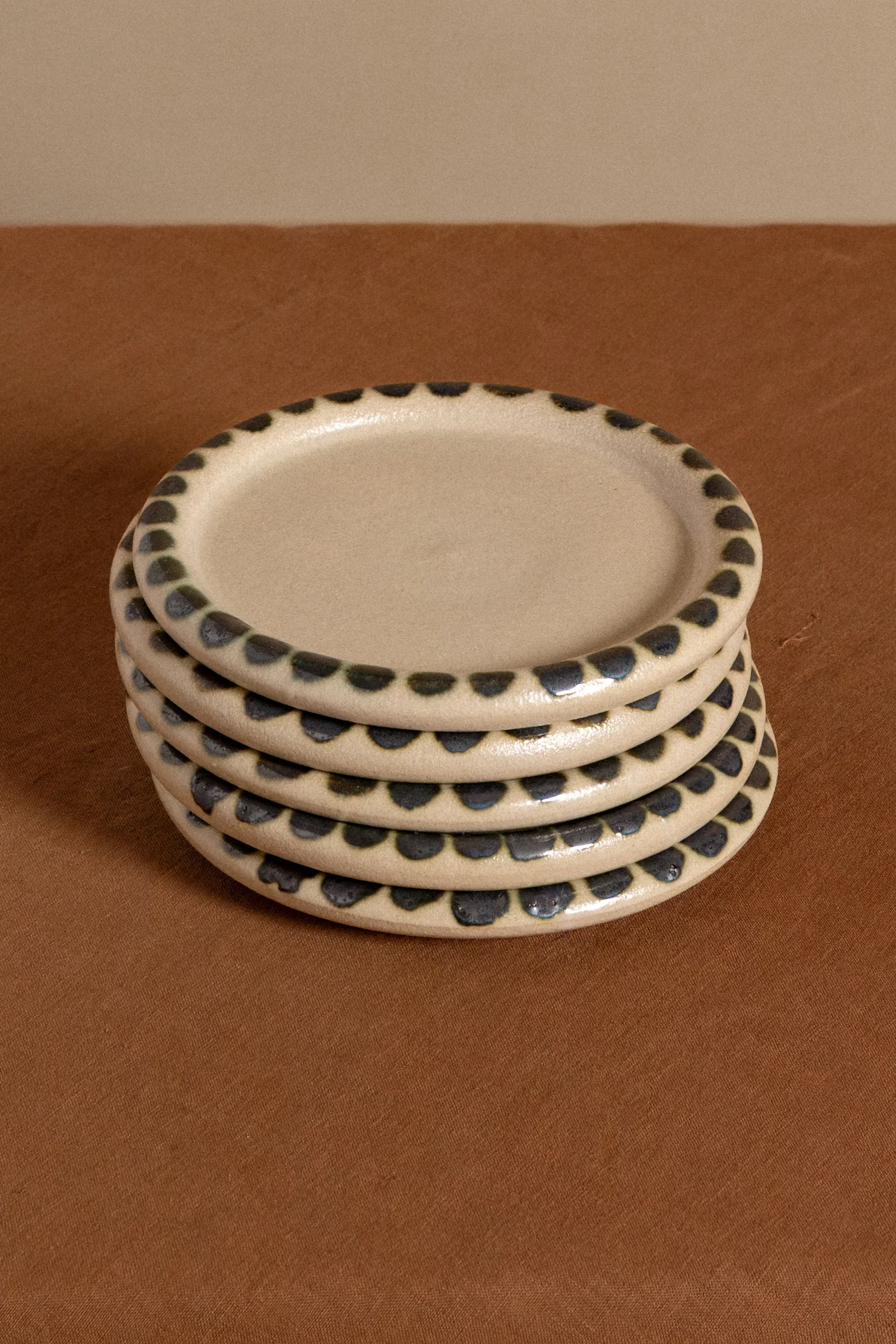 Luto Plate