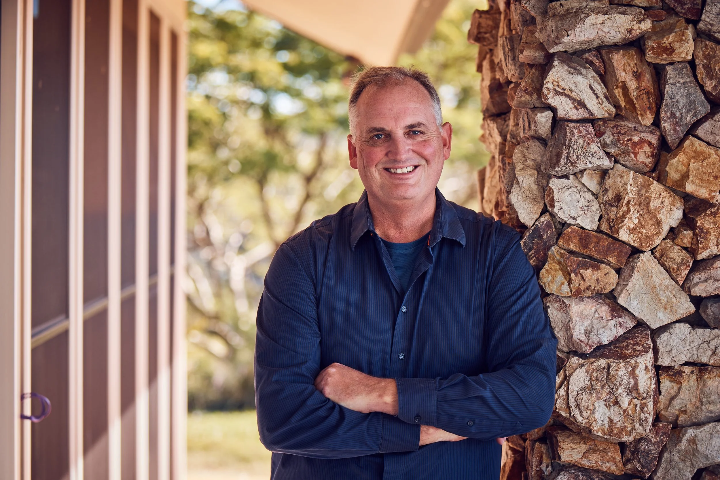 Hedley Thomas returns! 