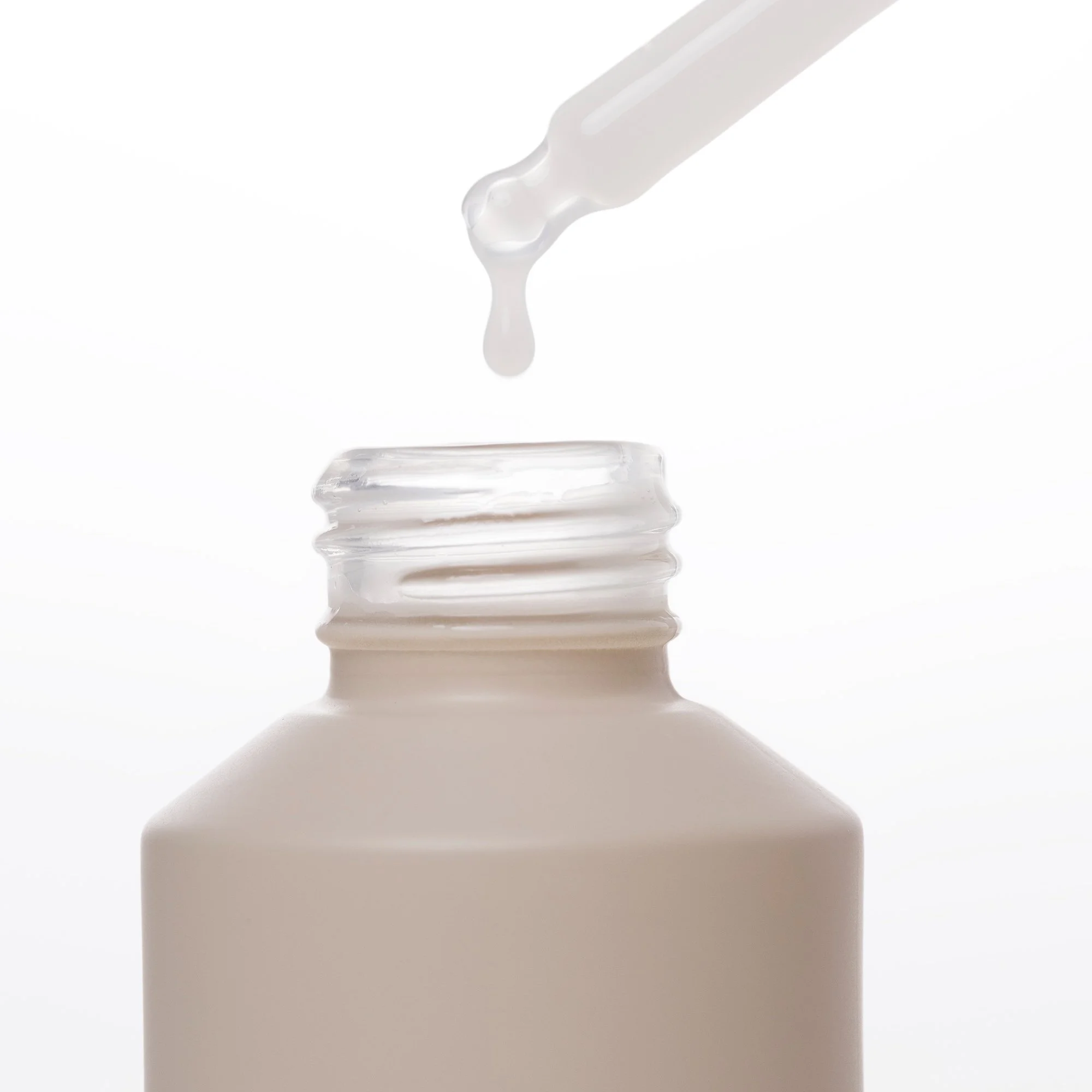 INSKIN.CO-Liquid-Hydrator-Promo-1-2000px.jpg