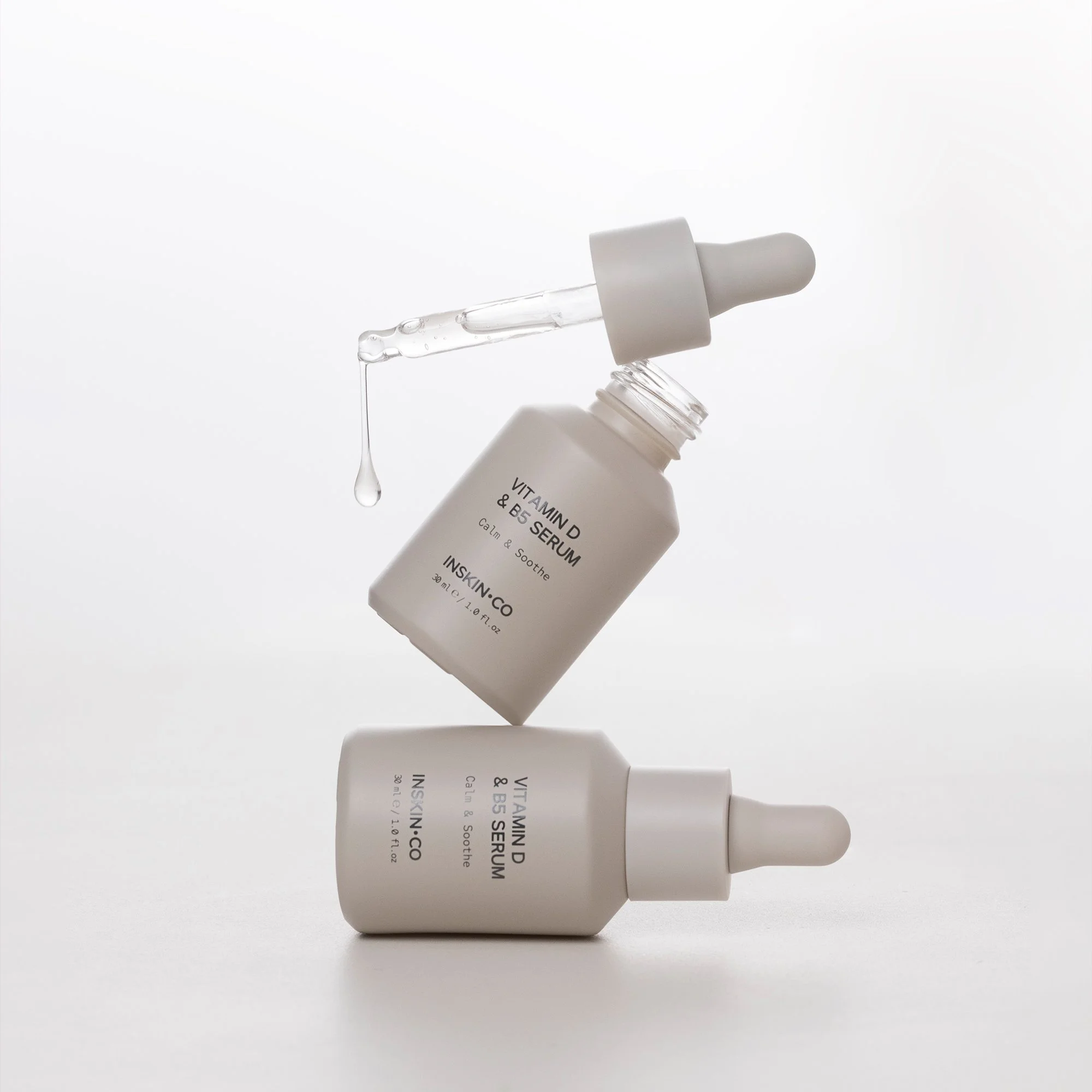 INSKIN.CO-Vitamin-D-&-B5-Serum-Promo-2-2300px.jpg