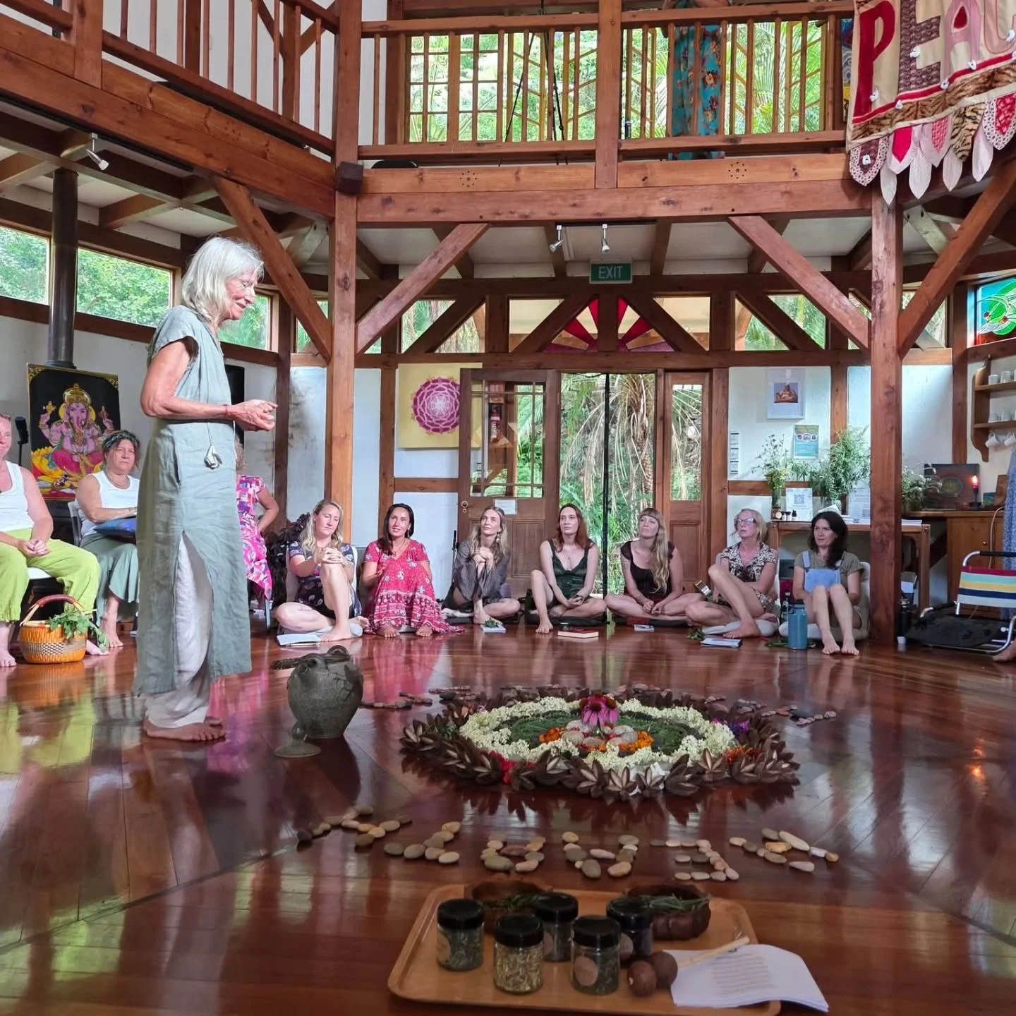 What an incredible day at Hearth Herbalism.  Thank you to the wonderful team at @flourish_sanctuary for hosting us, thank you to the spirits of the land for holding us, thanks to my wonderful helpers and Munjari for the incredible herbal mandala, and