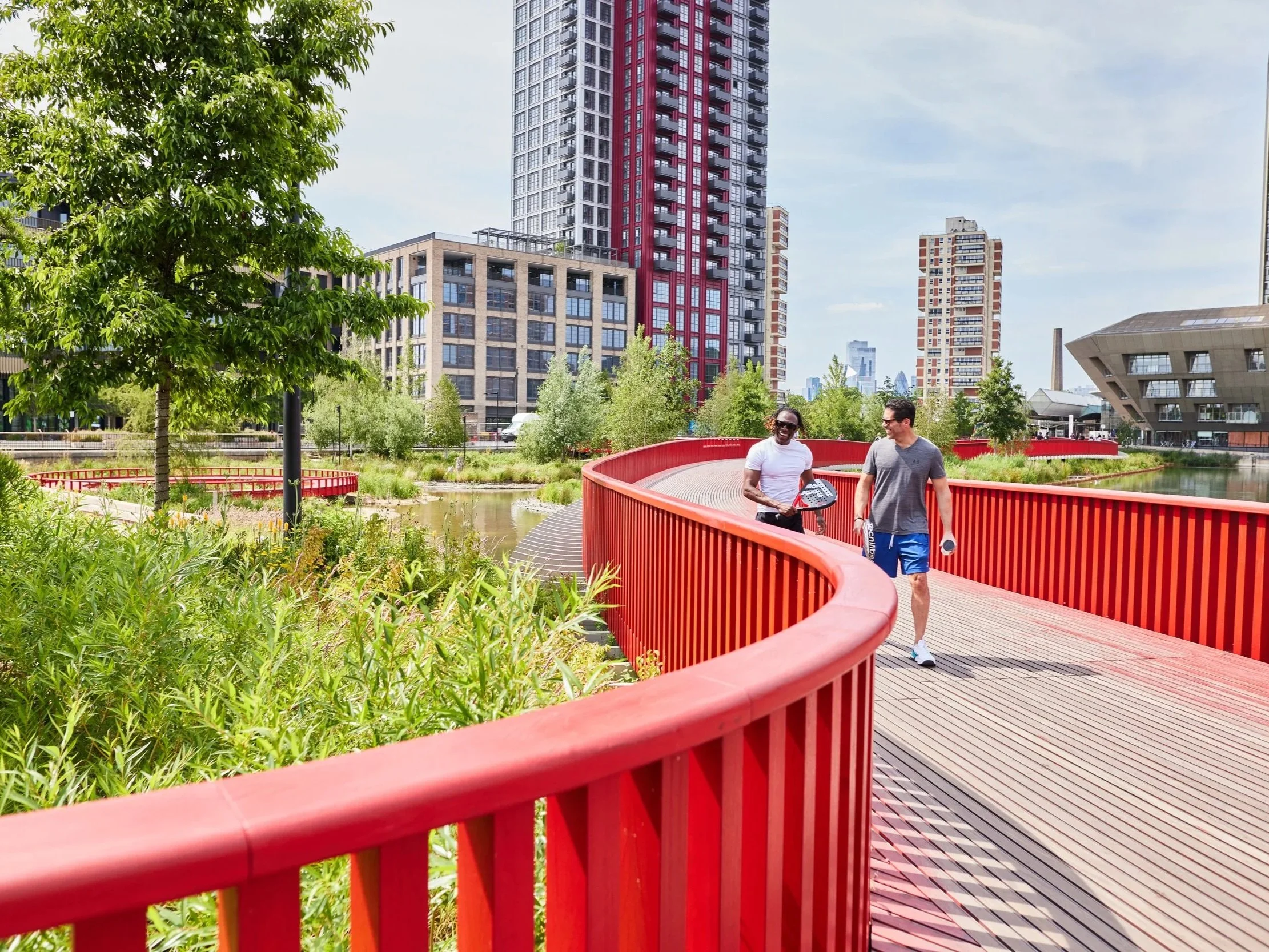 20250617_CanadaWater_DockBridge_Lifestyle_0143.jpg