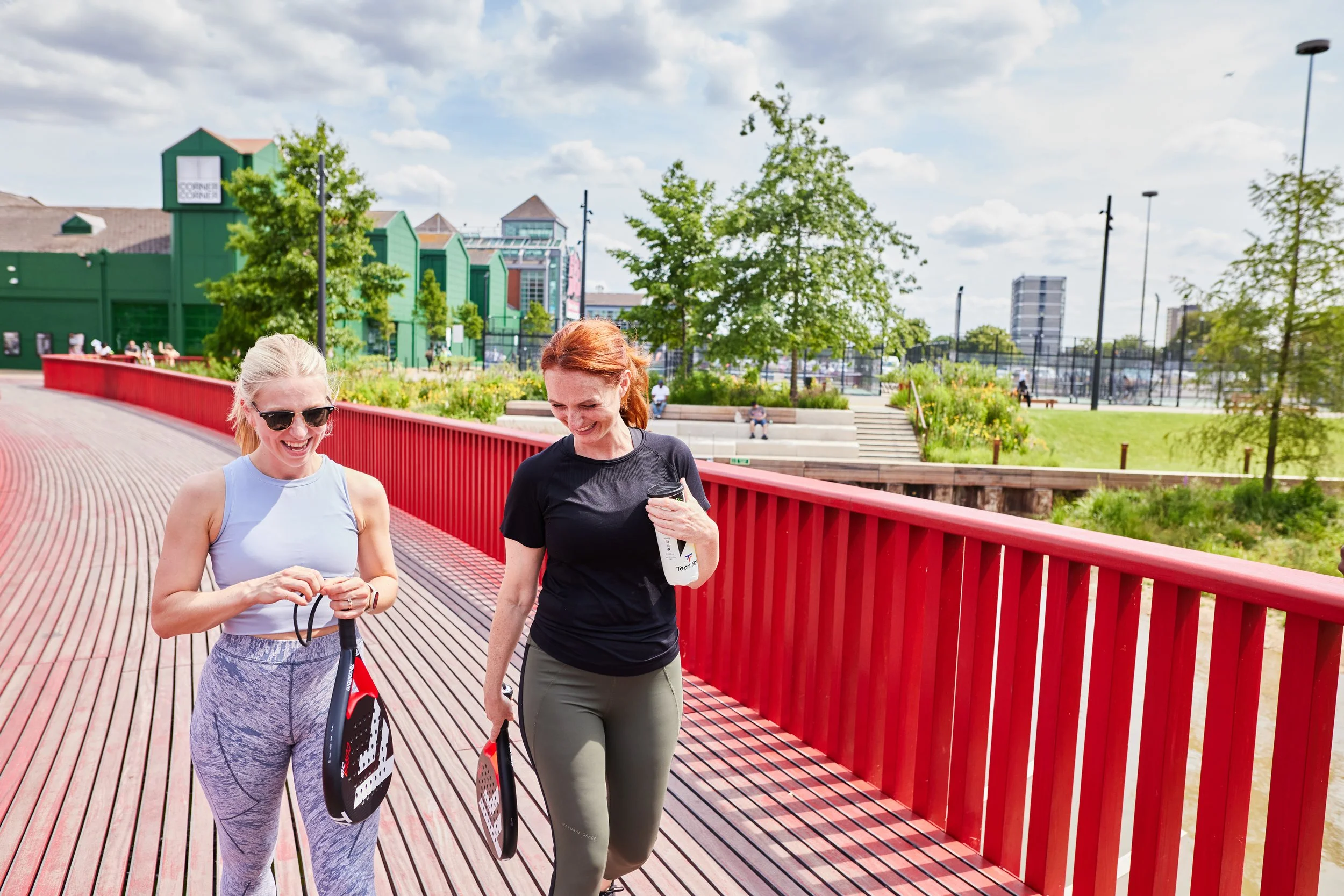 20250617_CanadaWater_DockBridge_Lifestyle_0085.jpg