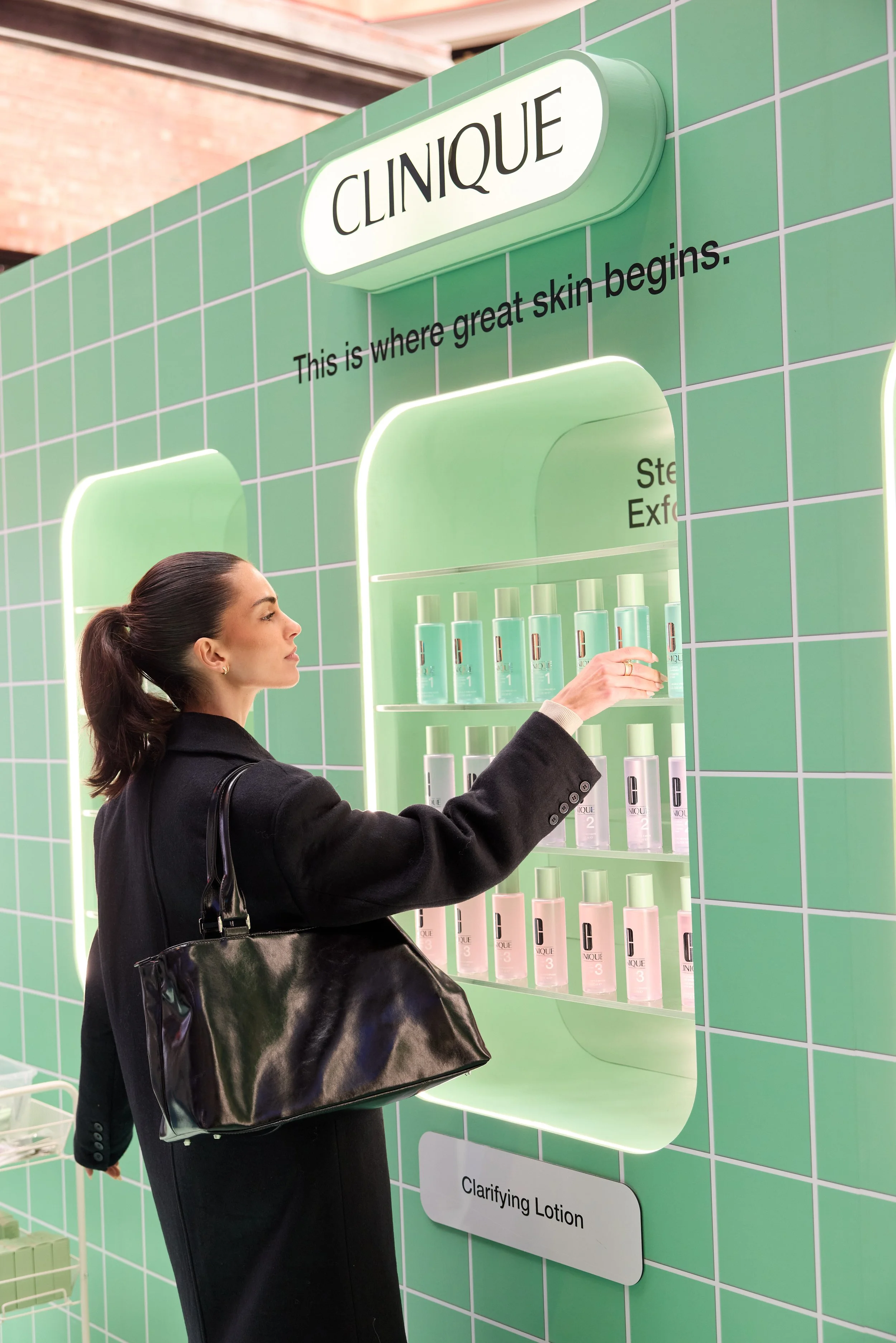 ACTIVATION: CLINIQUE INVITES YOU TO ENTER YOUR SIMPLE 3-STEP SKIN CARE ERA