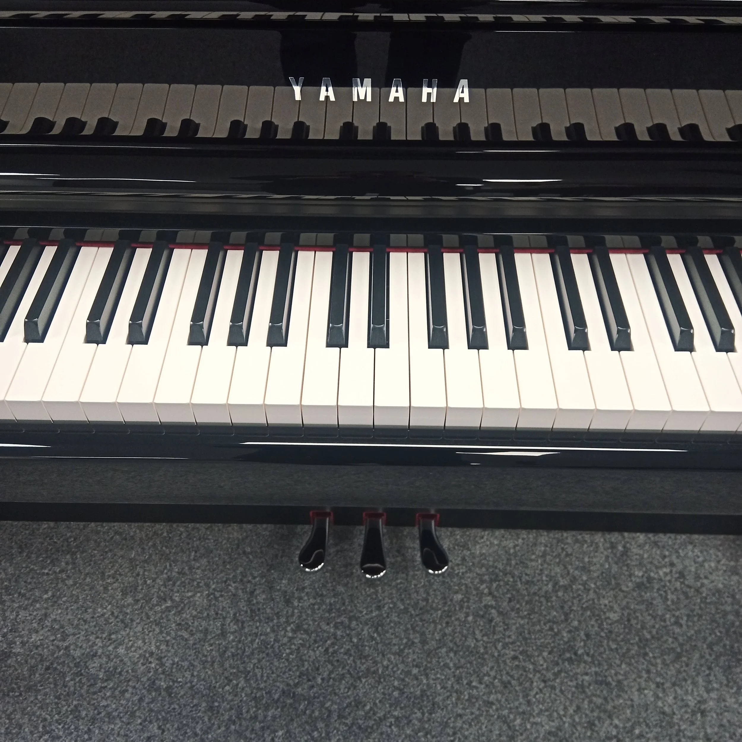 Yamaha CLP-835 Digital - 5.jpg