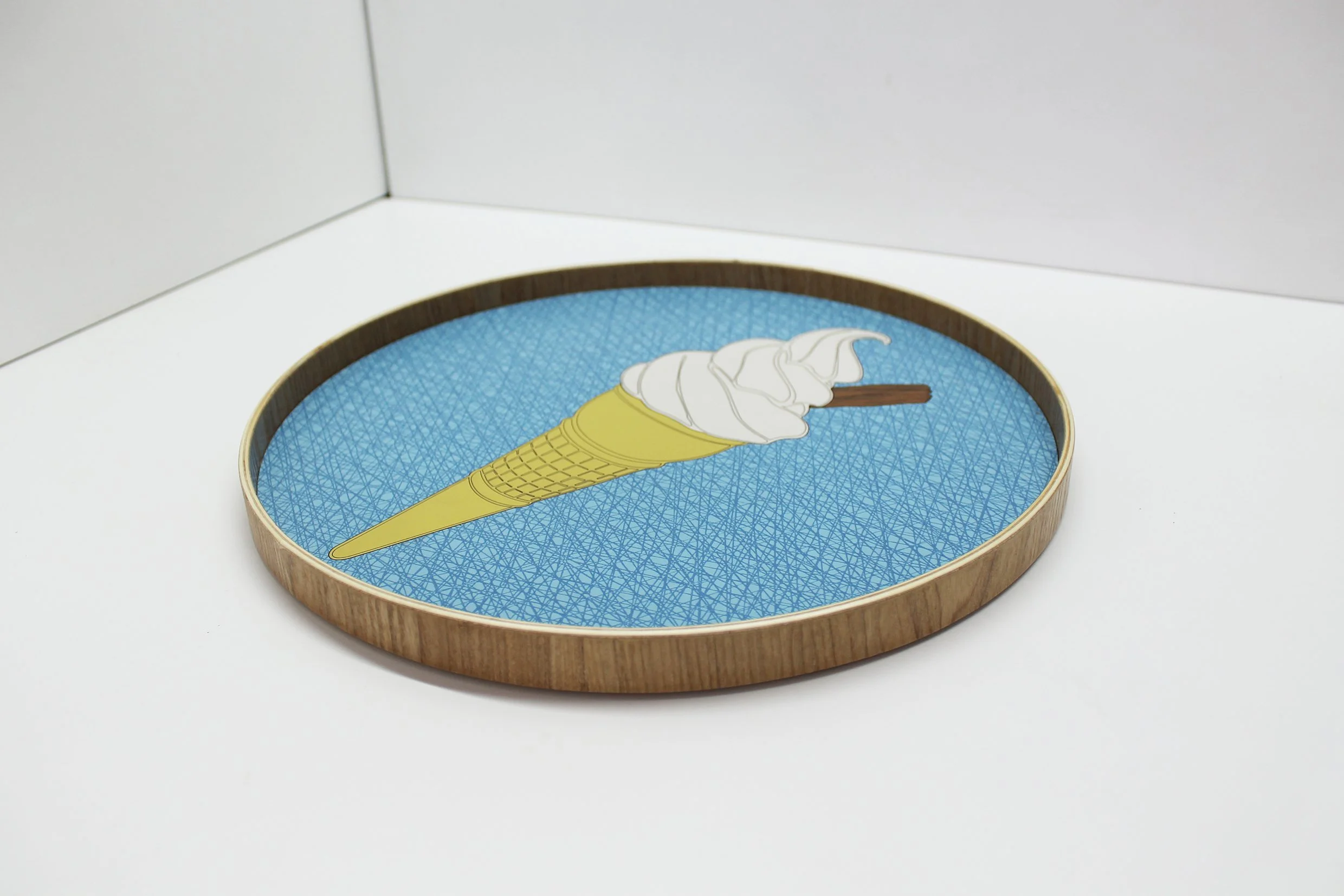 cross hatched icream tray 4.jpg