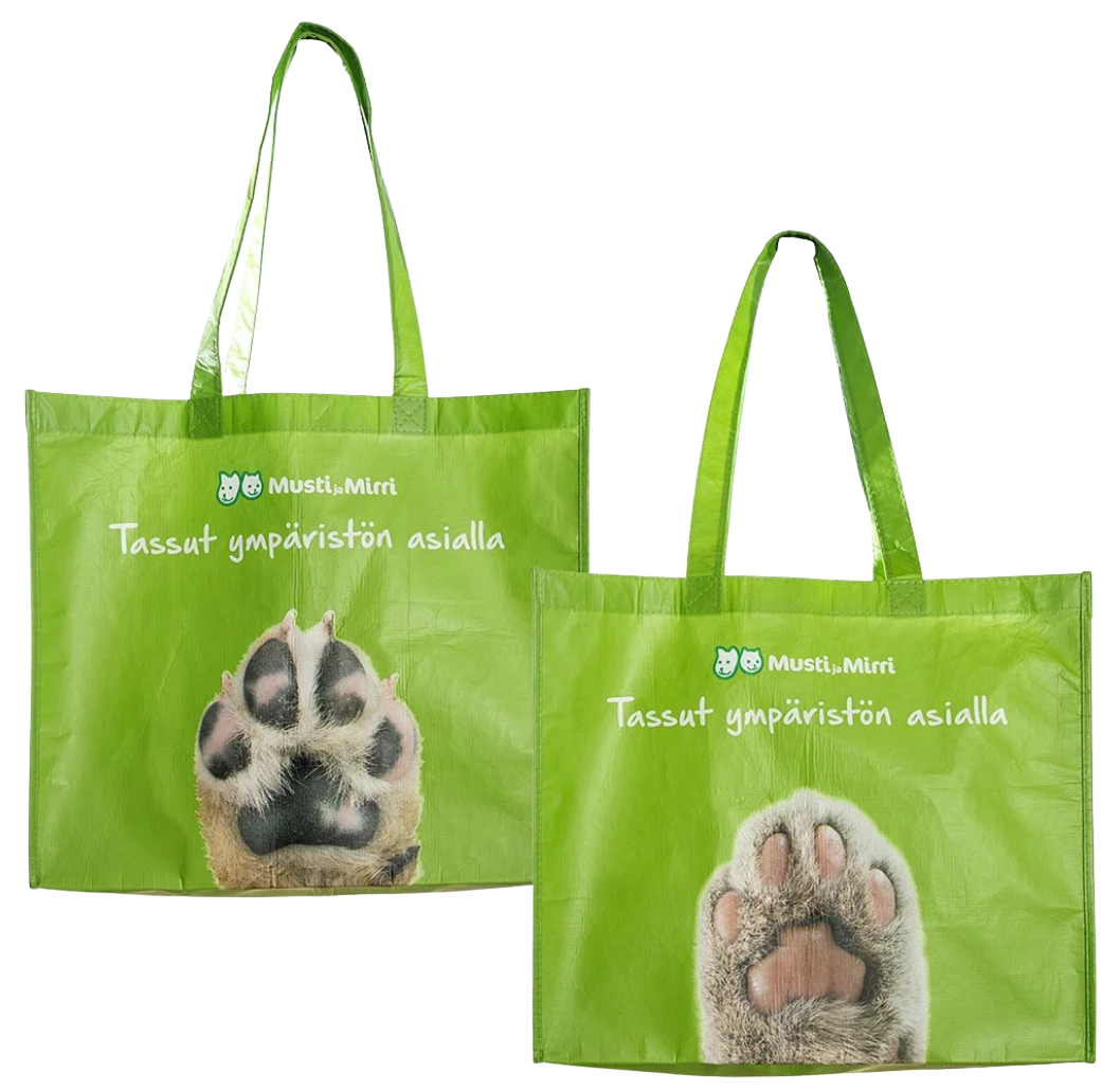  
 Asiakas:  
Musti & Mirri
 
 Tuote: 
100% kierrätysmuovista (rep) valmistettu kassi liikkeiden jälleenmyyntikäyttöön.
 