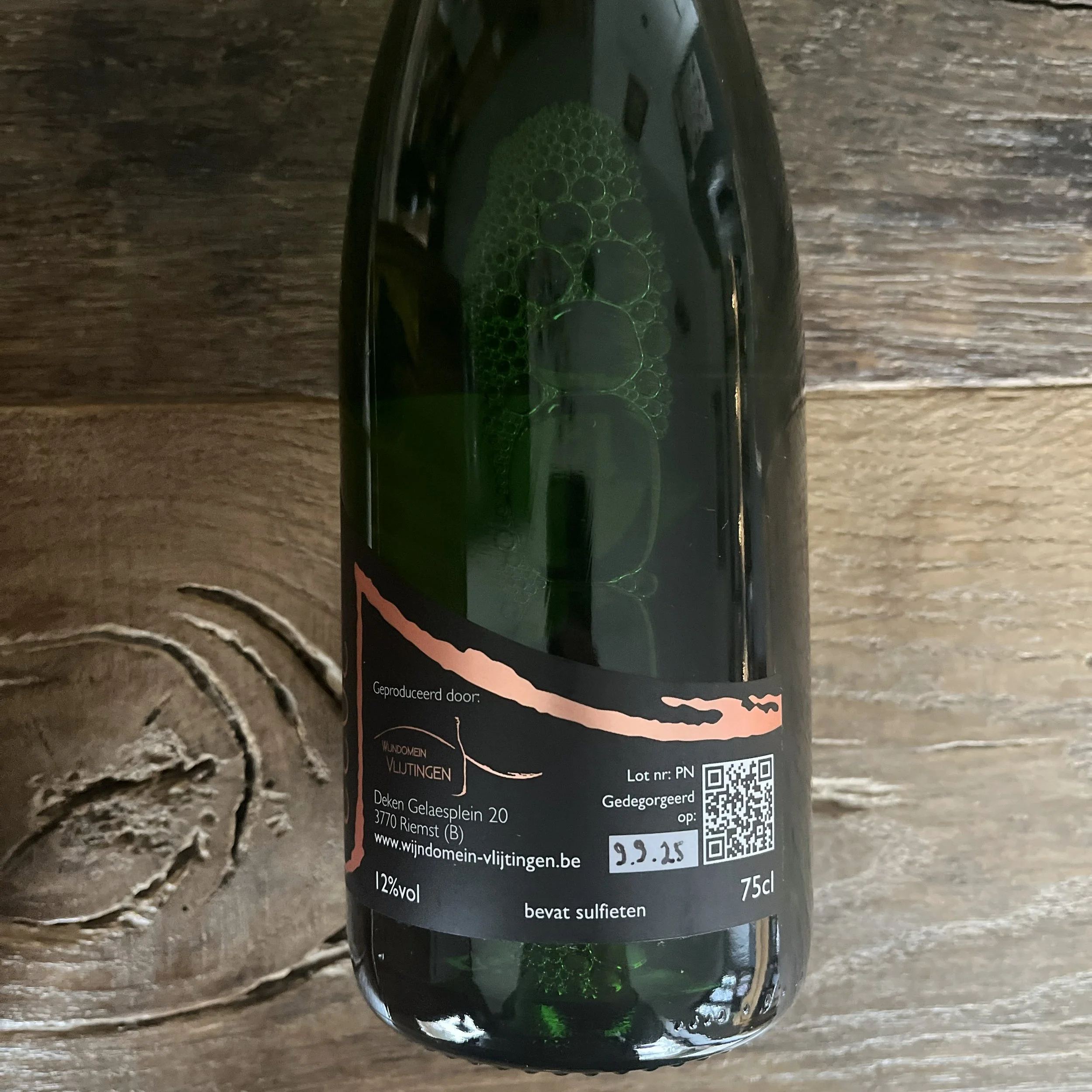 2025 Wijndomein Vlijtingen Pinot Noir Rosé achterkant 1 vierkant.jpg