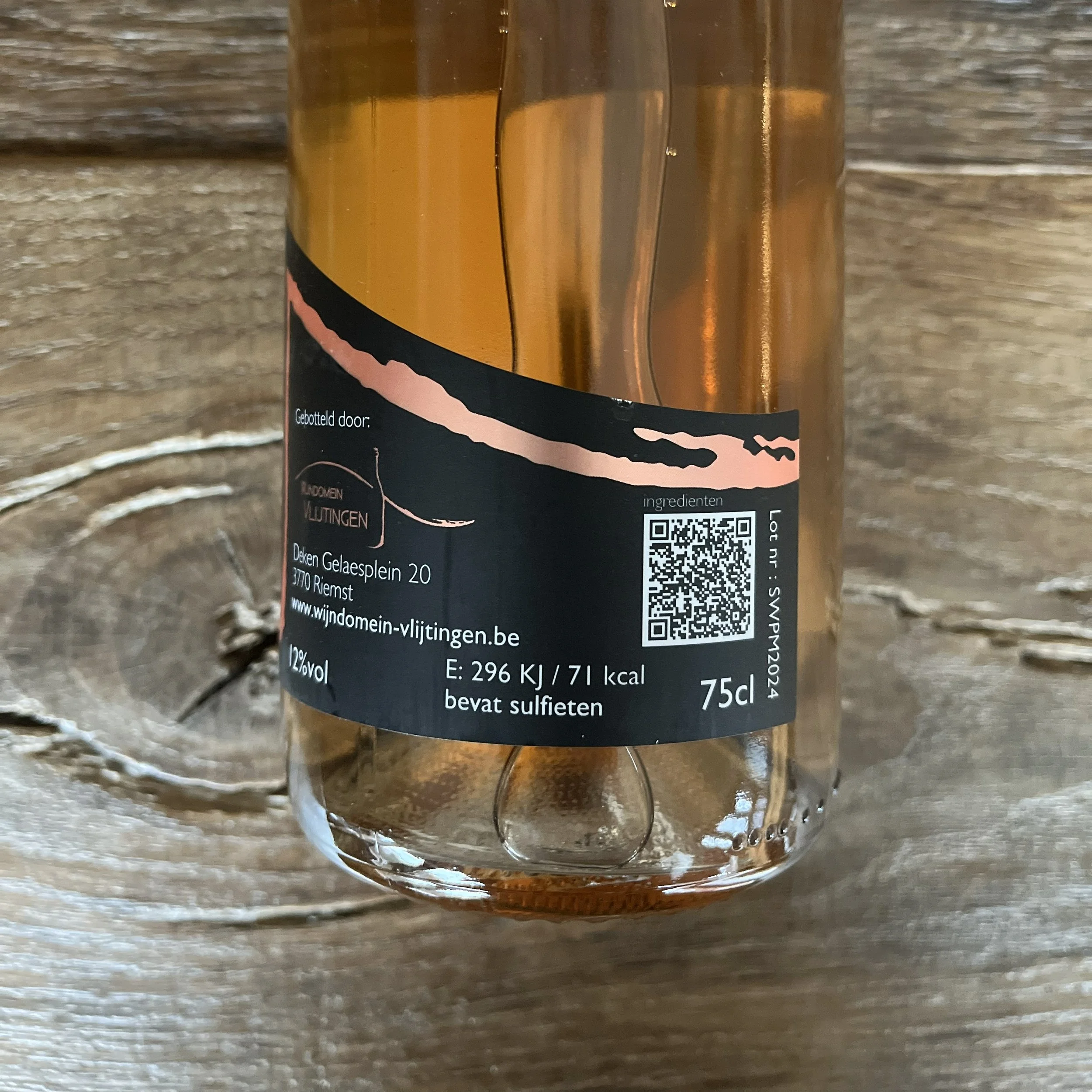 2025 Wijndomein Vlijtingen Pinot Meunier Rosé 2024 achterkant vierkant.jpg
