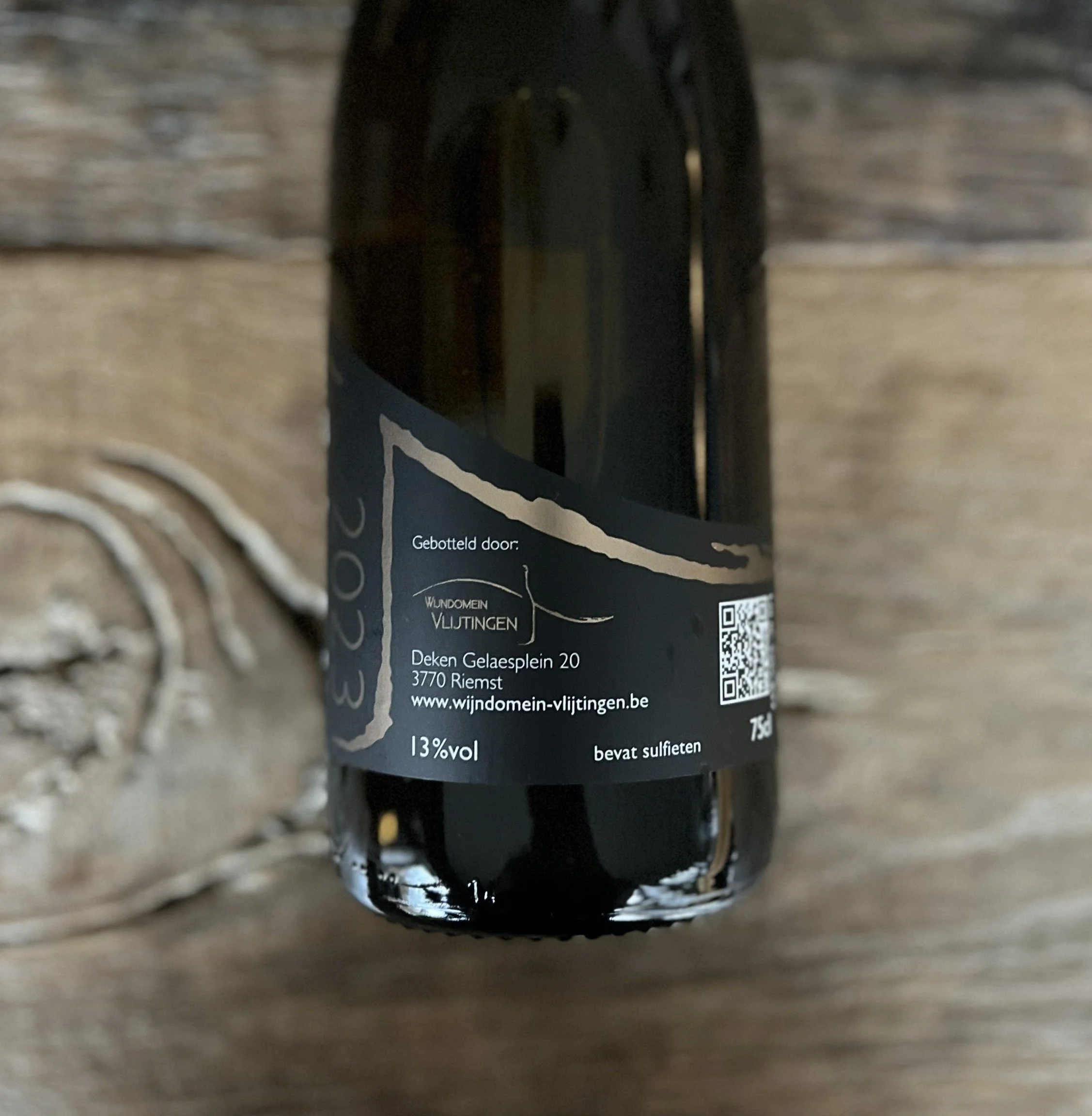 2025 Wijndomein Vlijtingen Cuvée Barrique 2023 achterkant vierkant.jpg