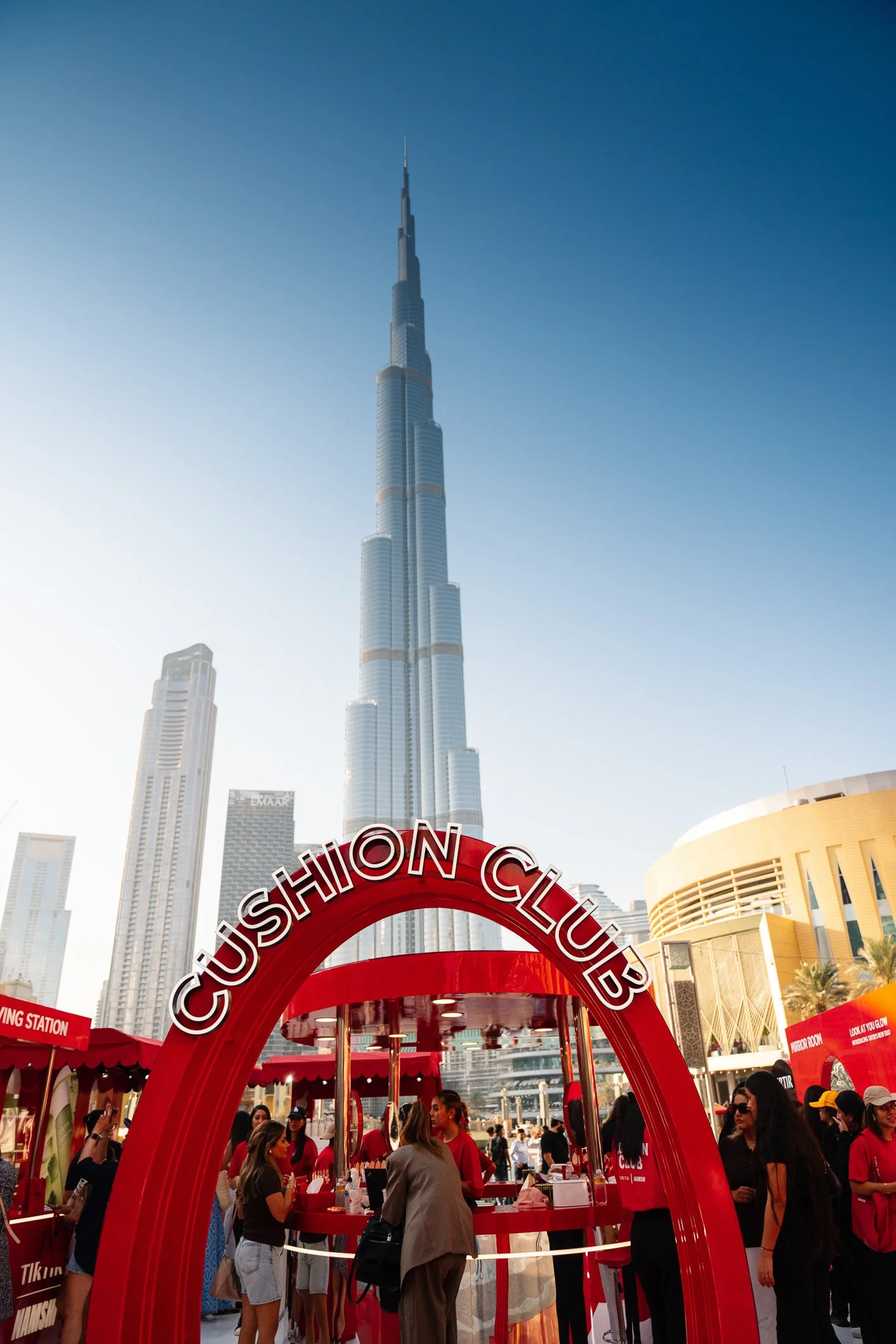 Cushion Club - 10 - web.JPG