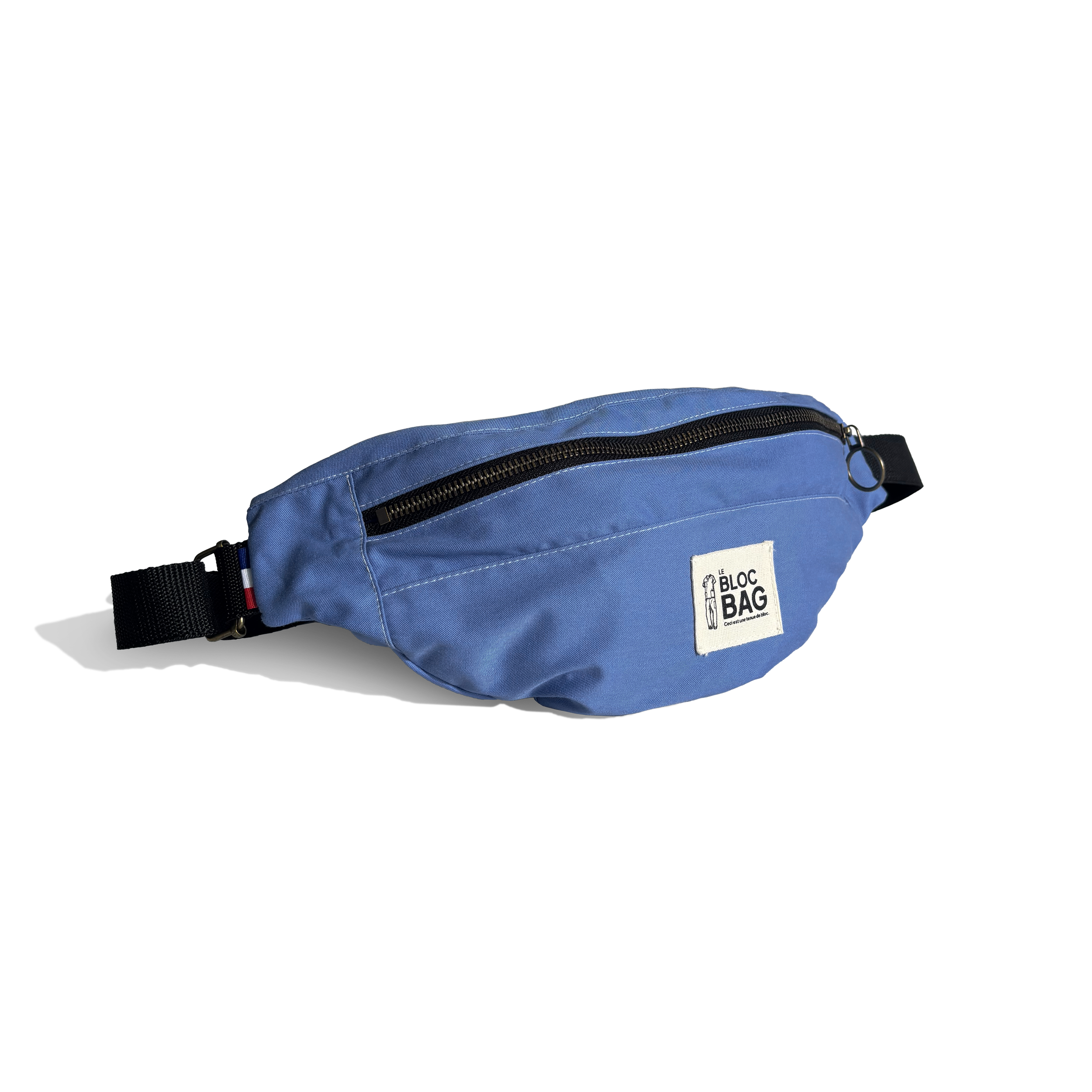 Vue trois quart_Le bloc bag banana_Bleu.png