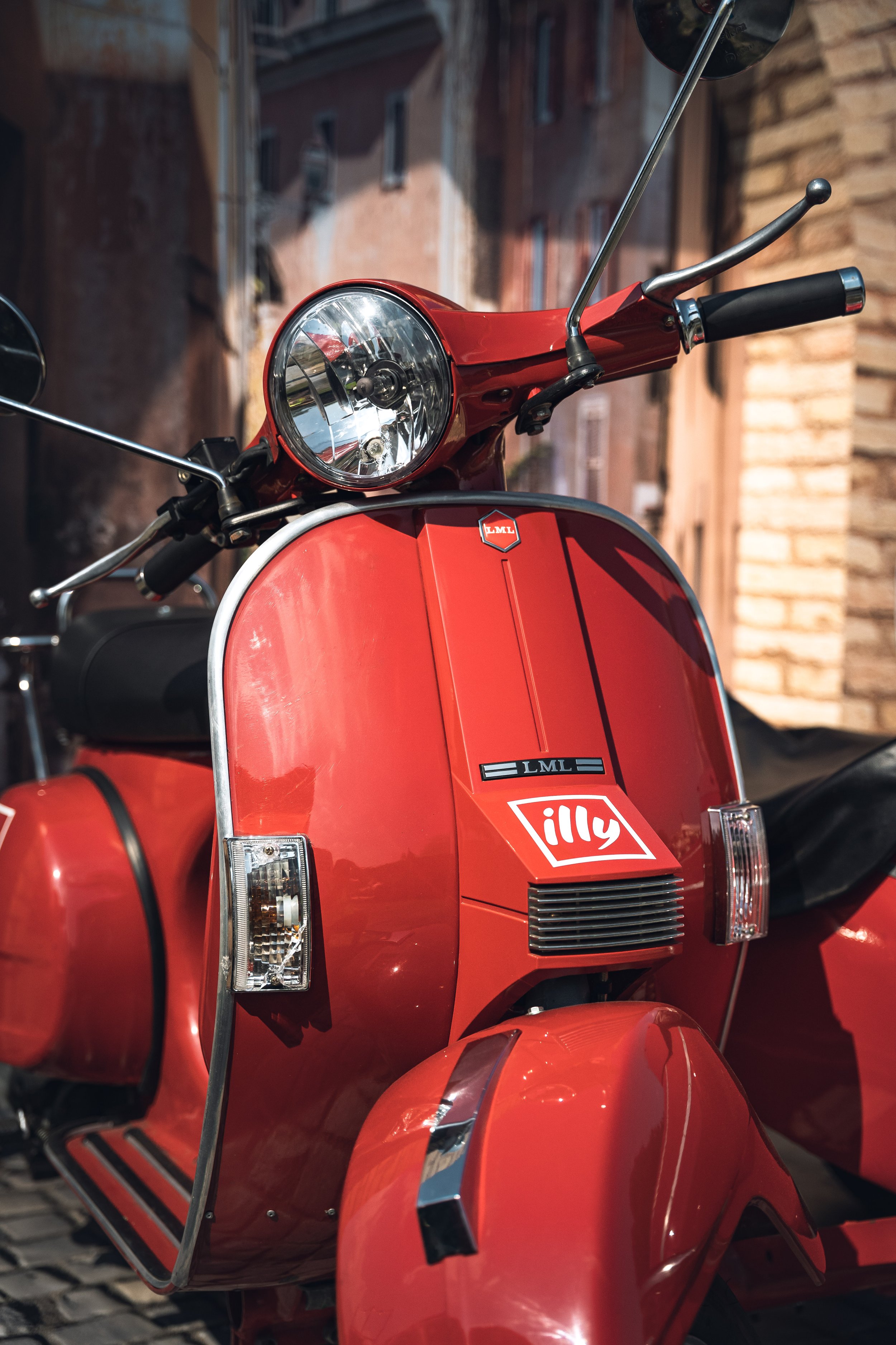 ILLY-3.jpg