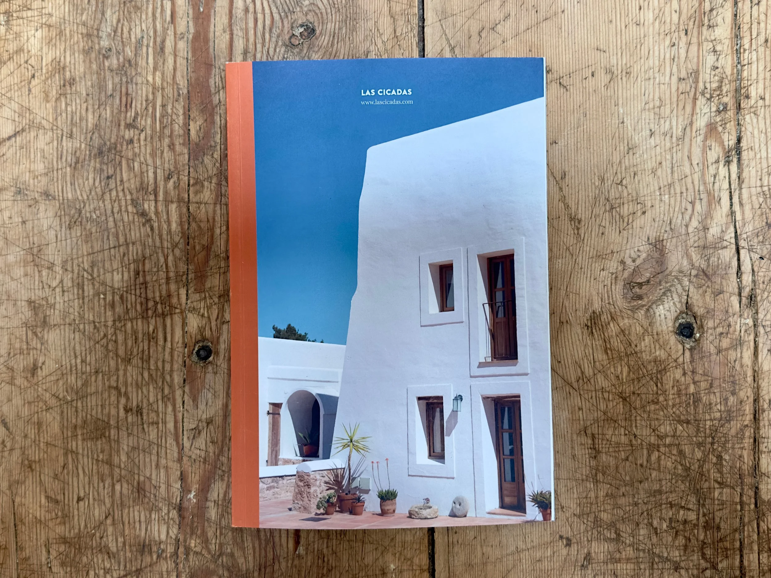 Las Cicadas I Brochure