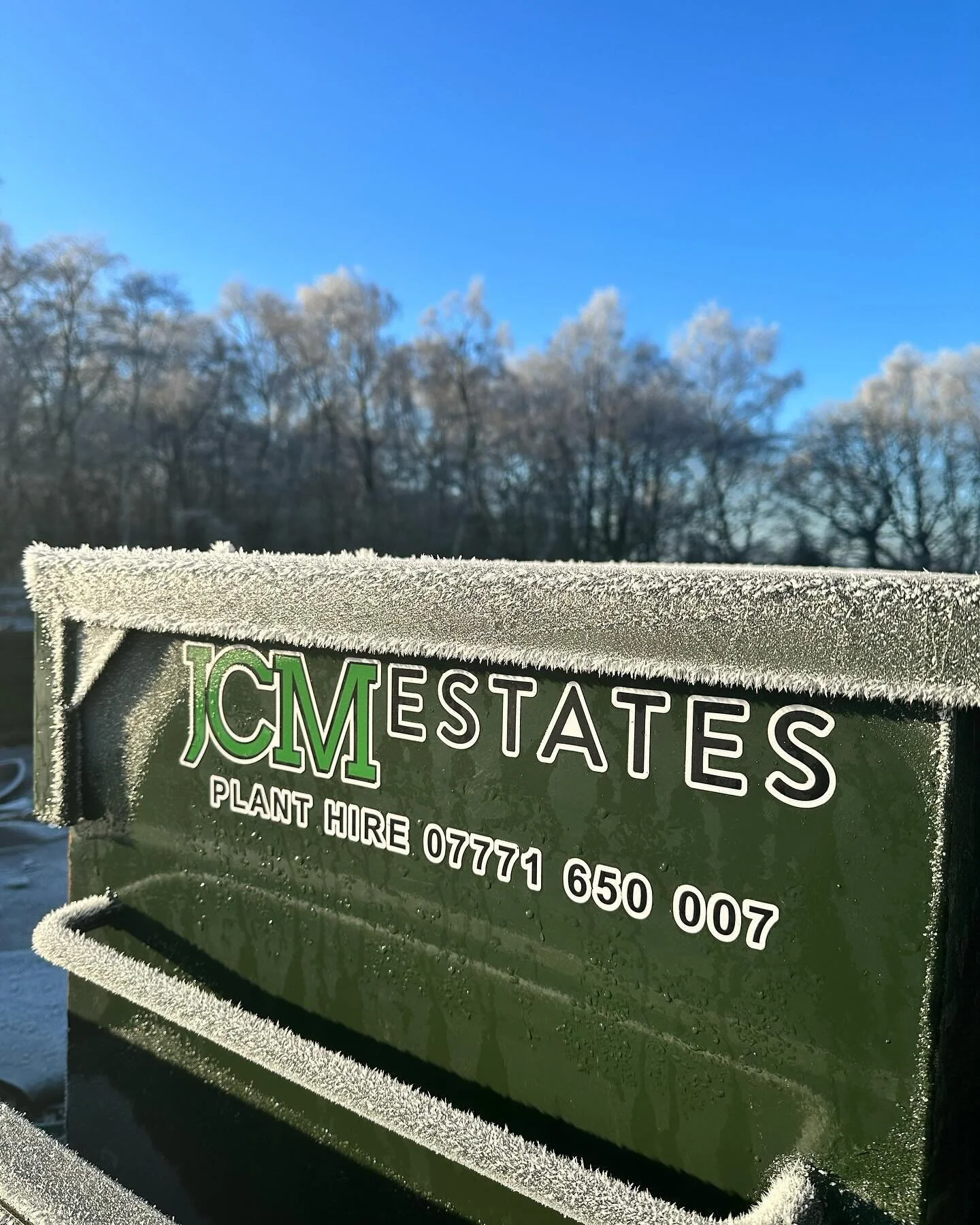 Fresh &amp; fully serviced and ready for hire! Call today 🚜 #diggers #dumpers #loadalls